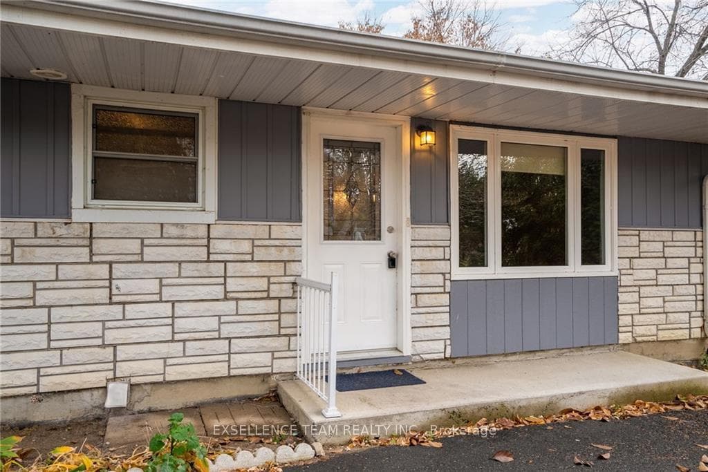 3229 RICHMOND Drive photo 3