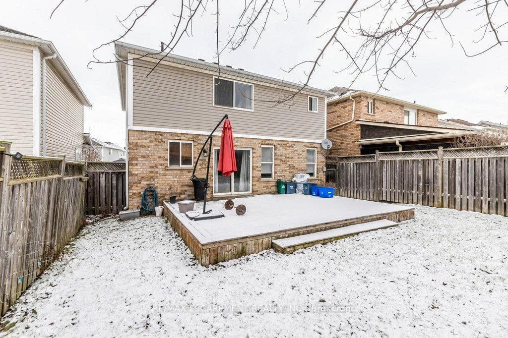 9 LOVELL Crescent photo 26