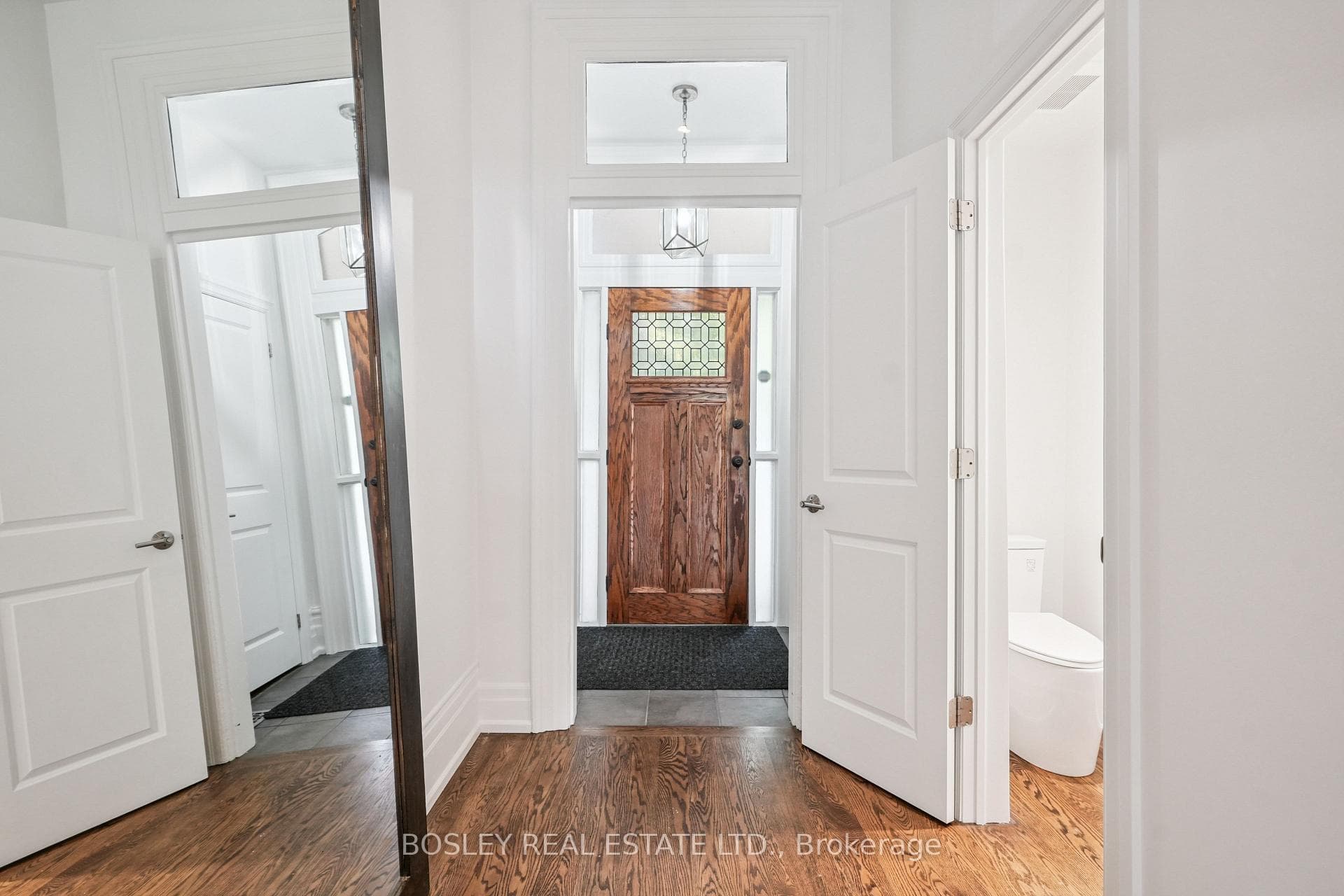 520 Manning Avenue photo 4