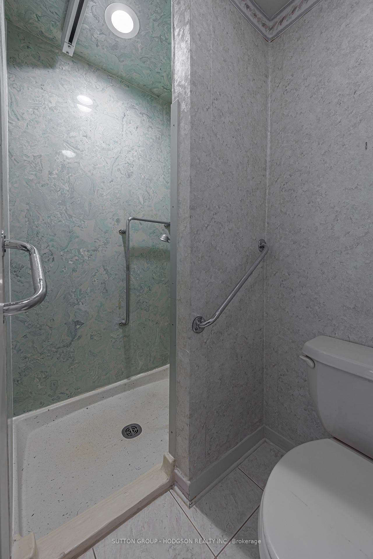 68 Bloomfield Drive photo 21