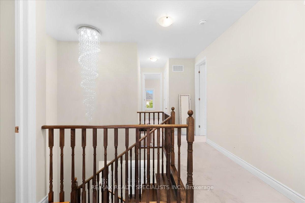 2 Ash Hill Avenue photo 21