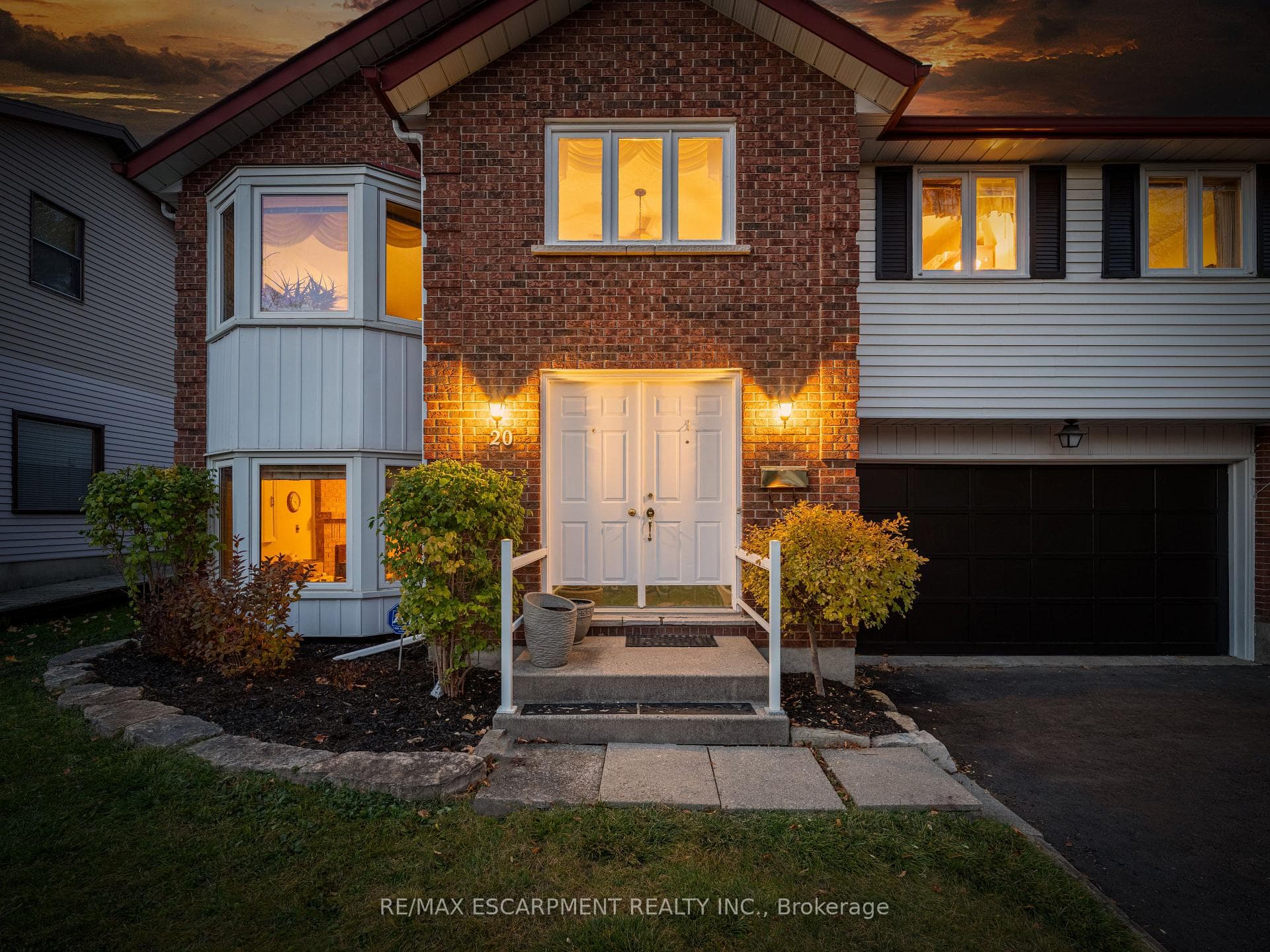 20 Sagewood Place photo 38