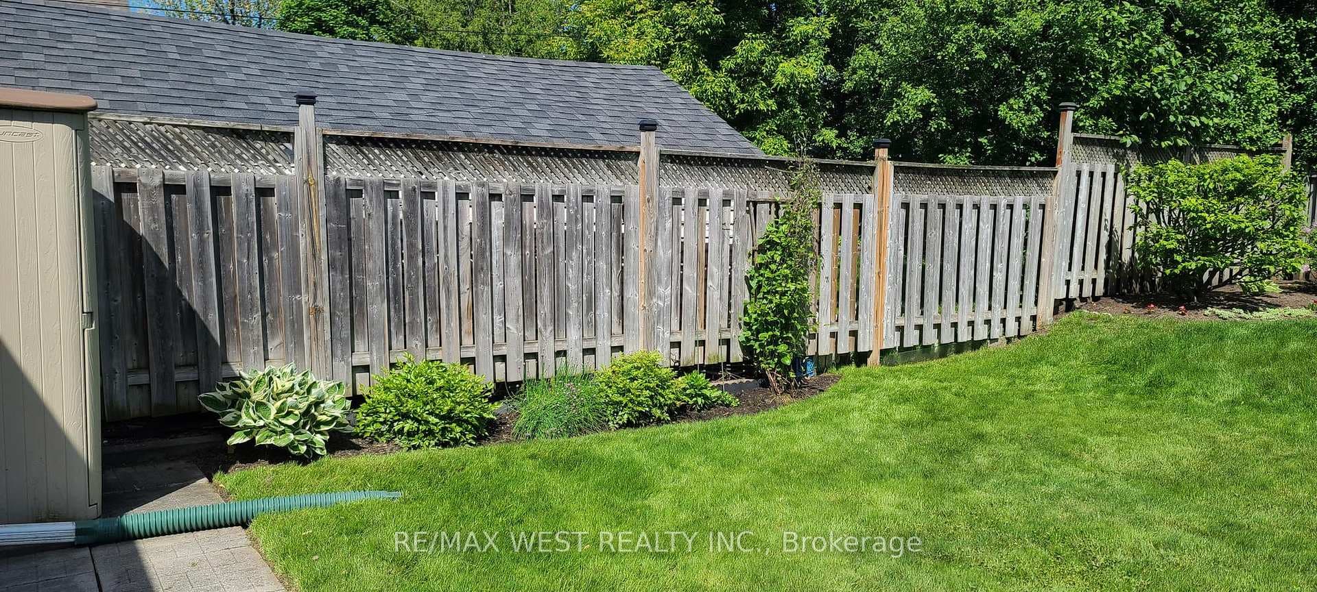 88 Redwater Drive photo 24