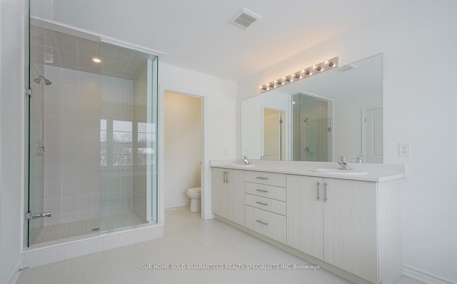 62 Calypso Avenue photo 12