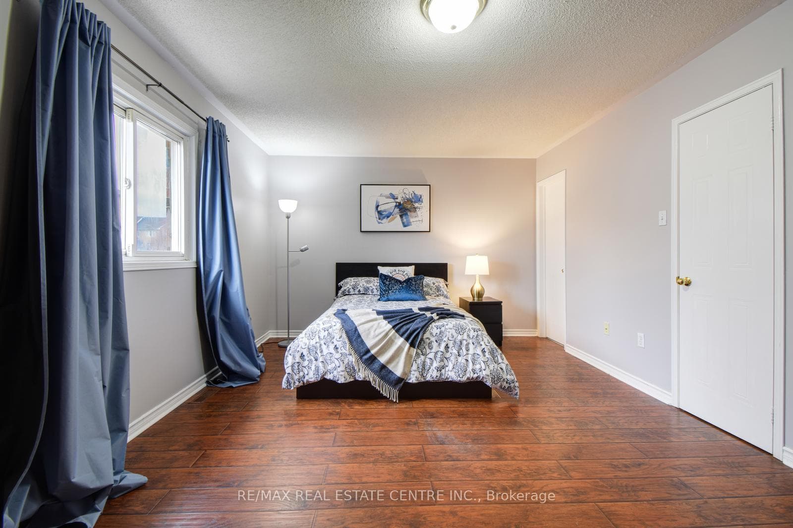 5558 Cortina Crescent photo 31