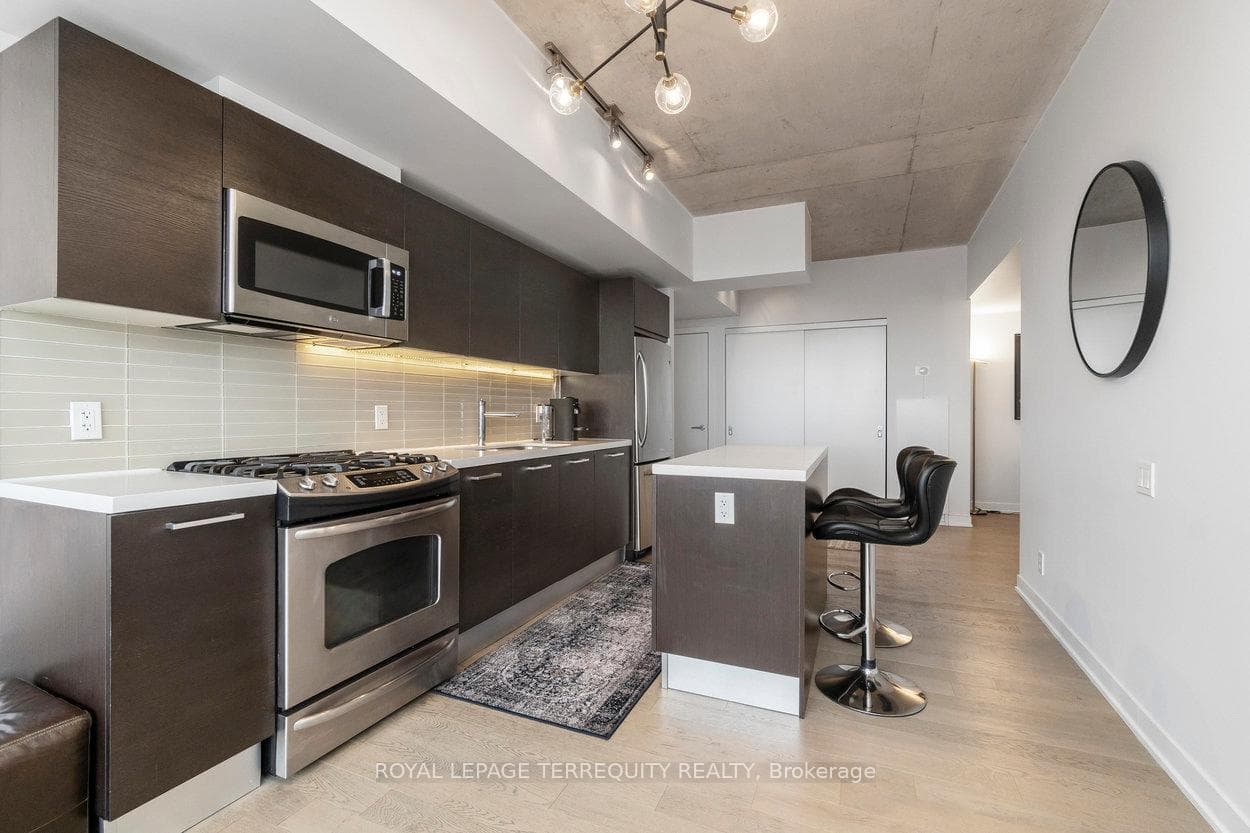 318 King Street Unit 1105 photo 7