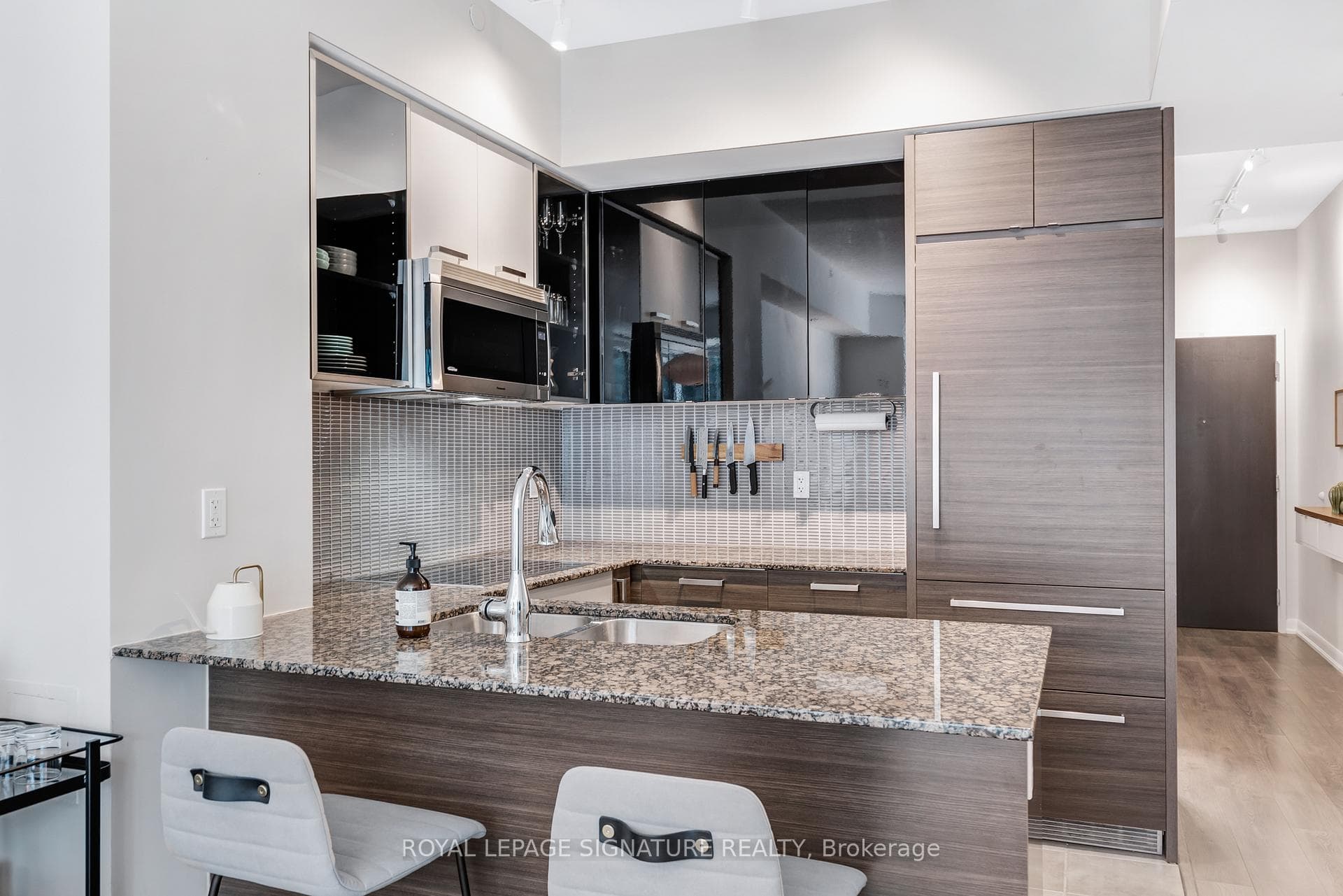 5162 Yonge Street Unit 3-109 photo 13