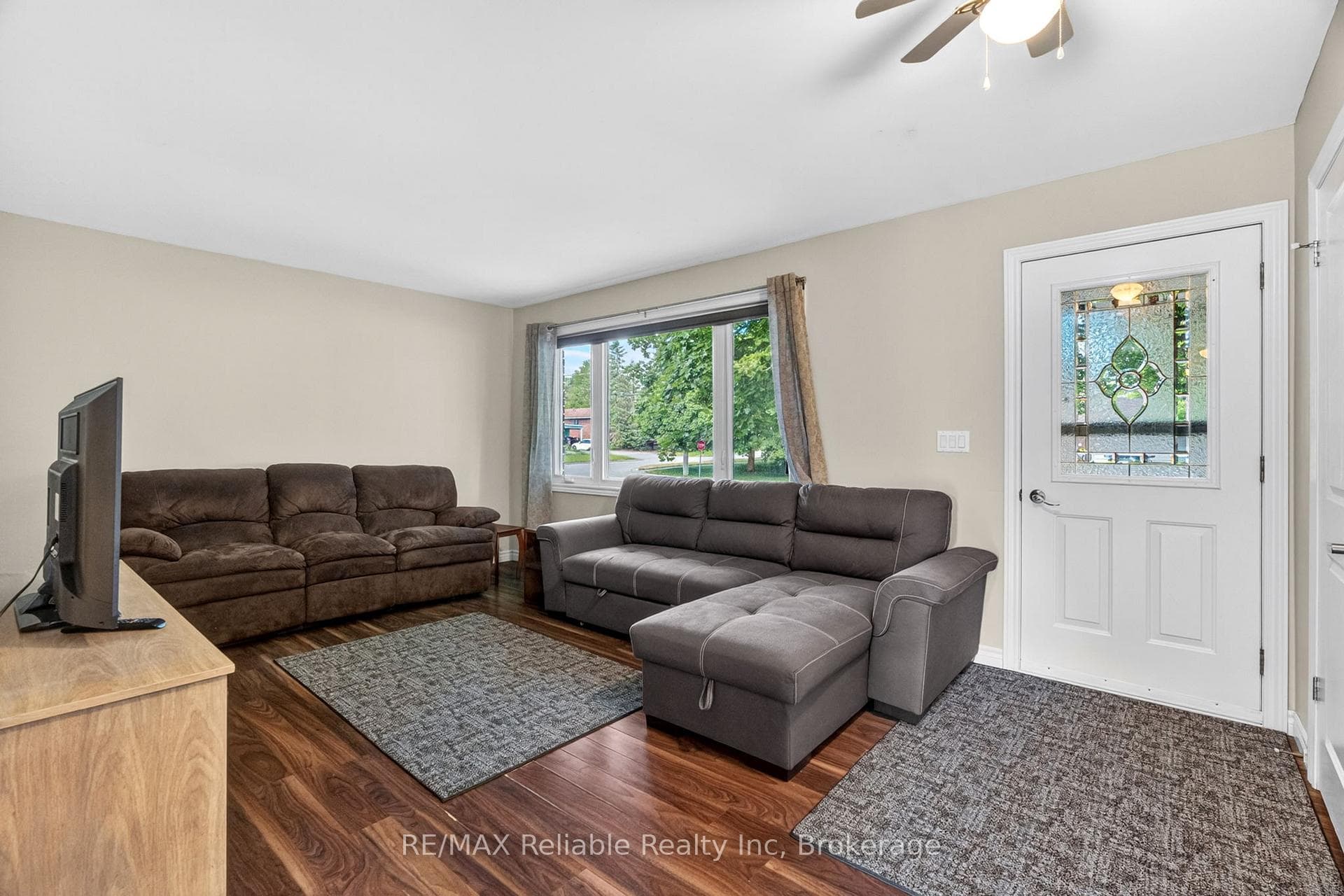 182 Jarvis Street photo 3