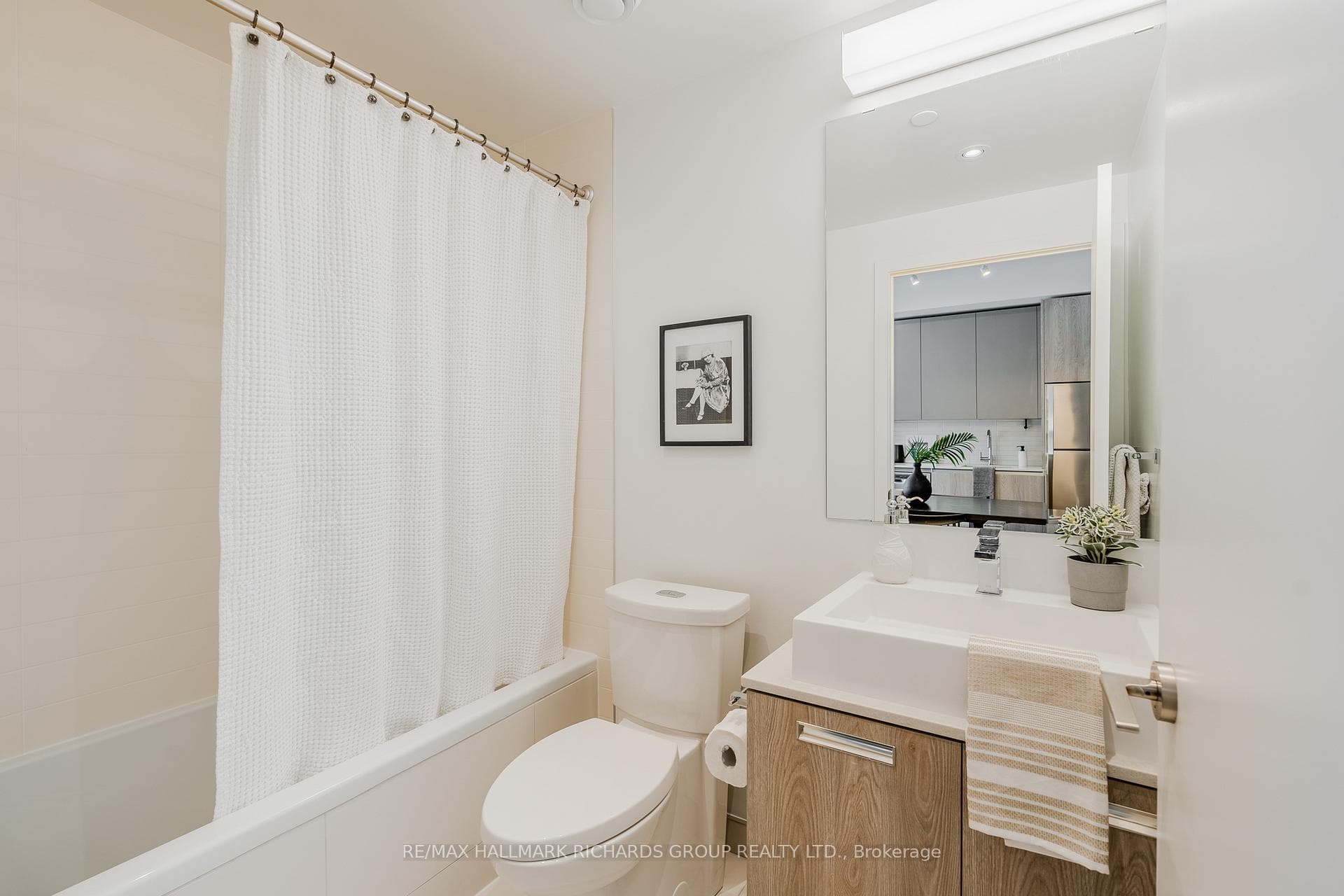 2A Church Street Unit 2404 photo 13