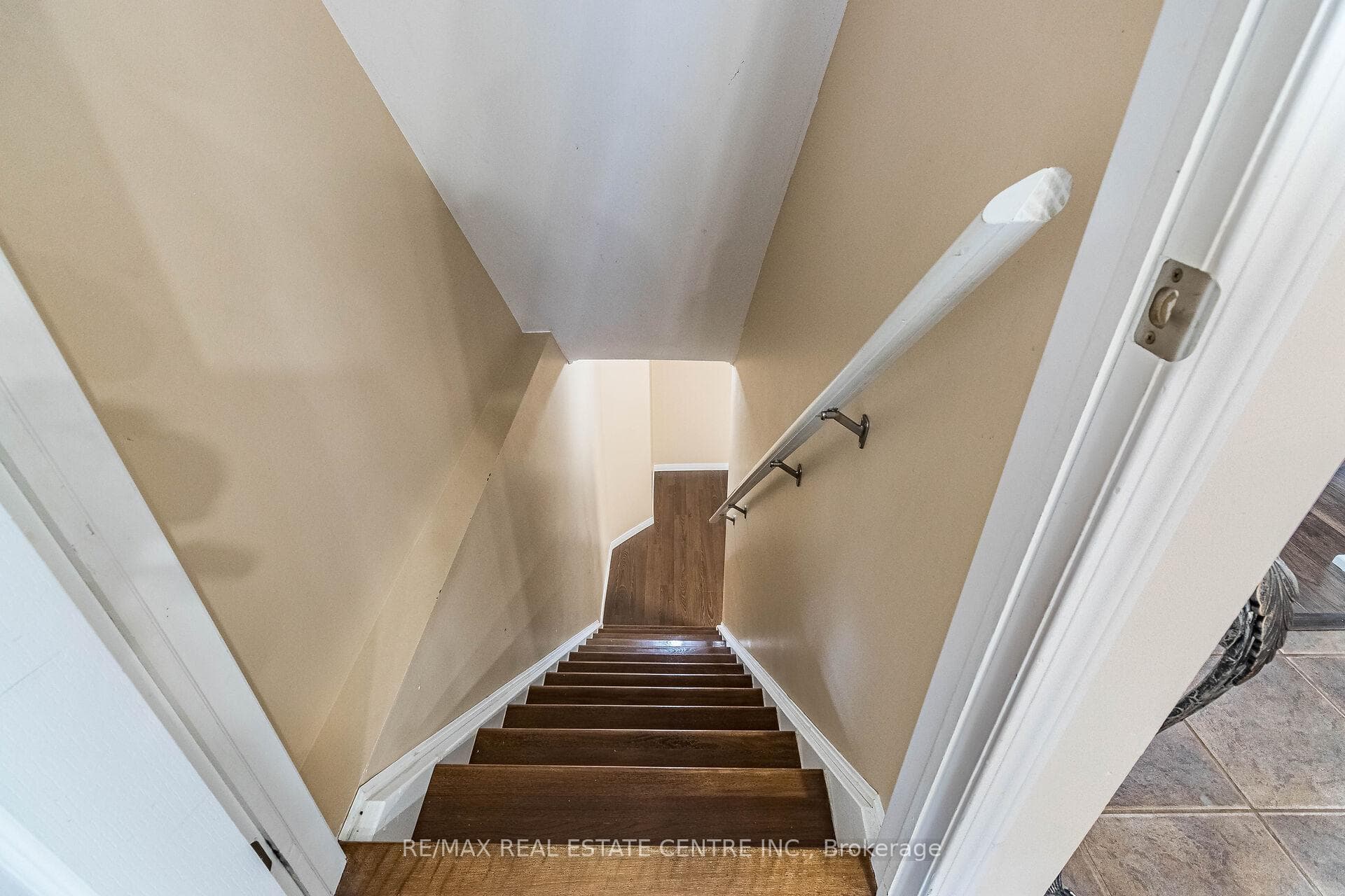 59 Kidd Crescent photo 35