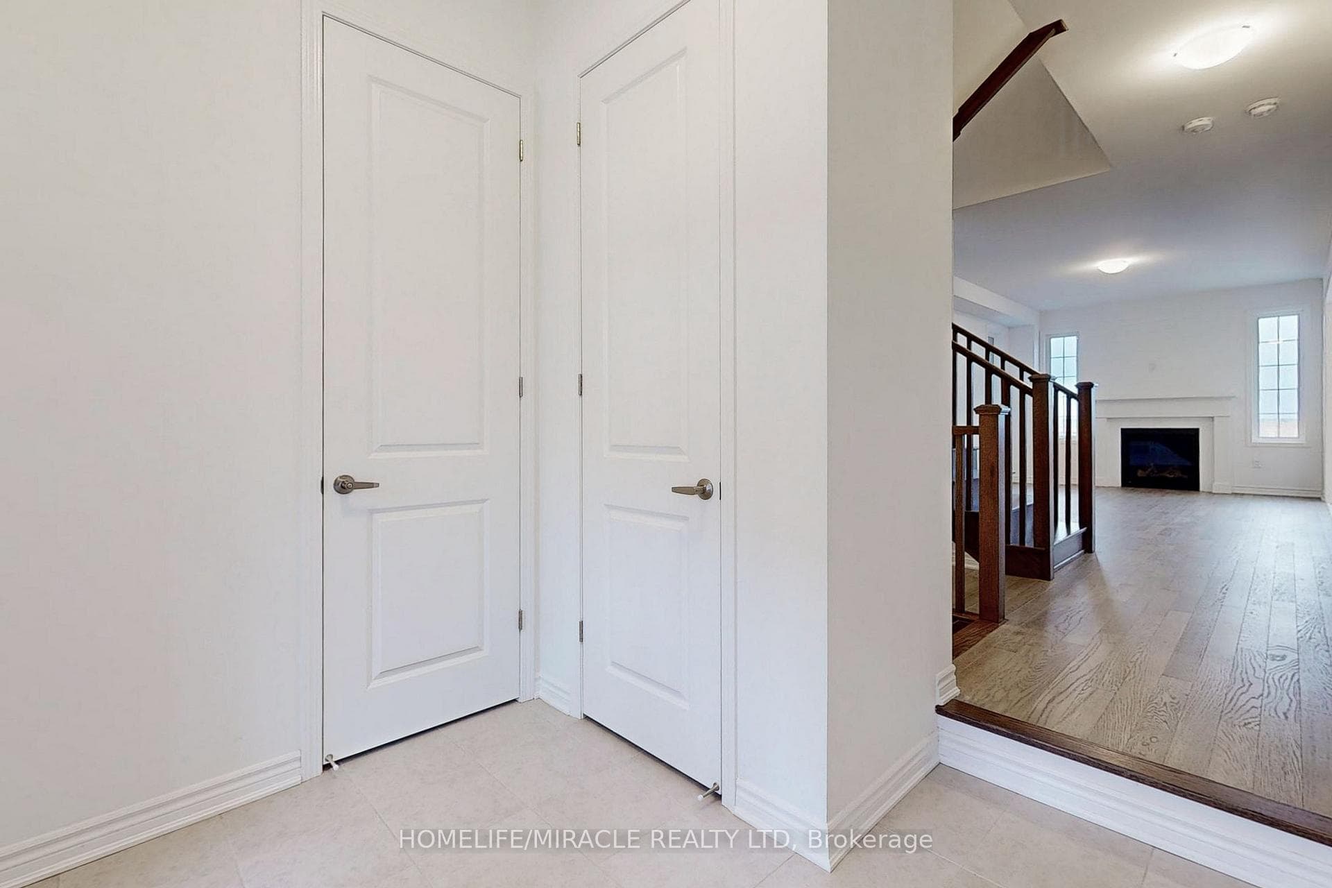 1338 Leriche Way photo 4