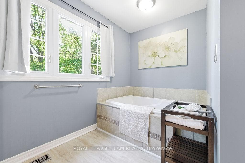 7 Simmons Drive photo 20