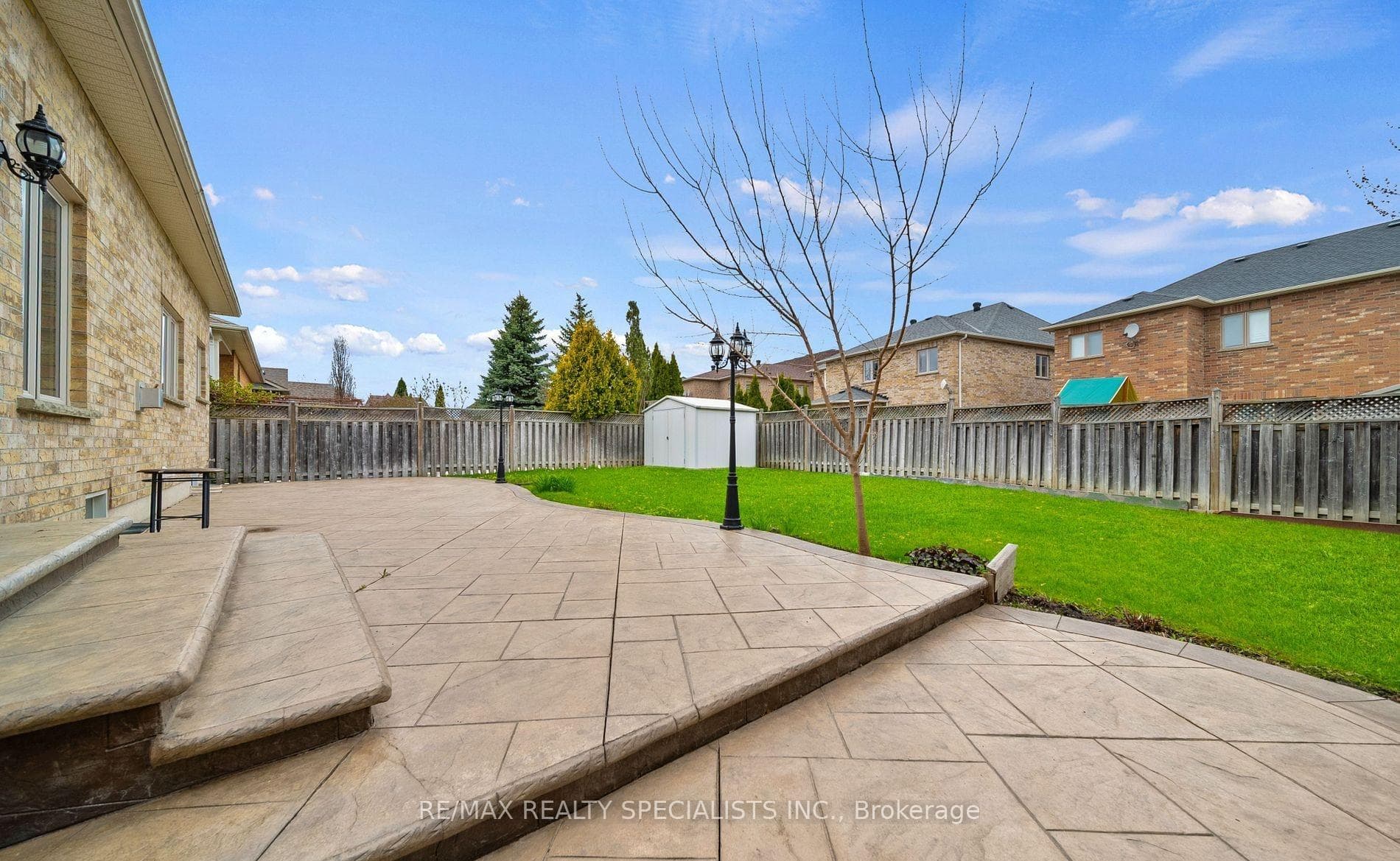 31 Saint Hubert Drive photo 41