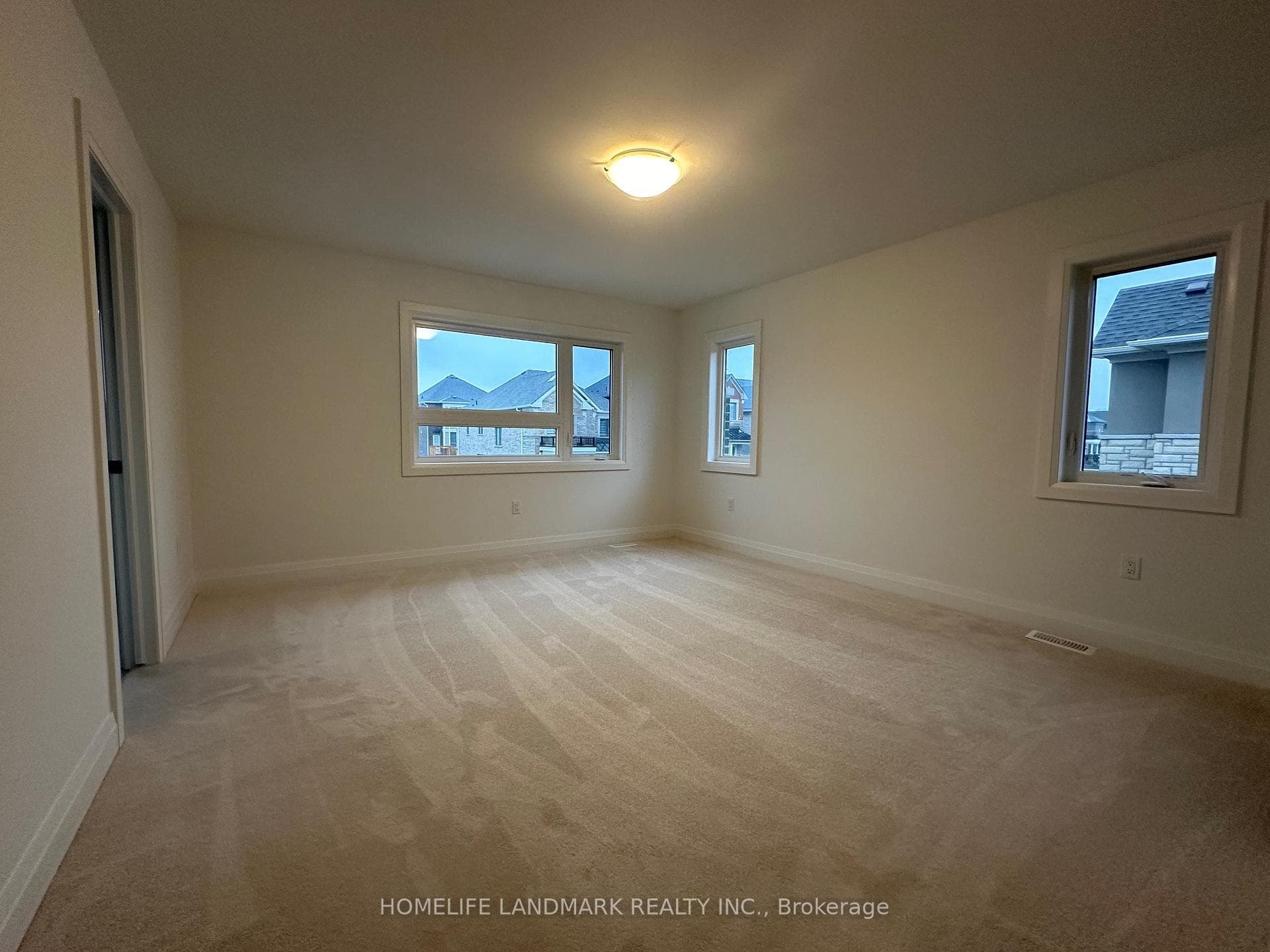 1516 Honey Locust Place photo 14