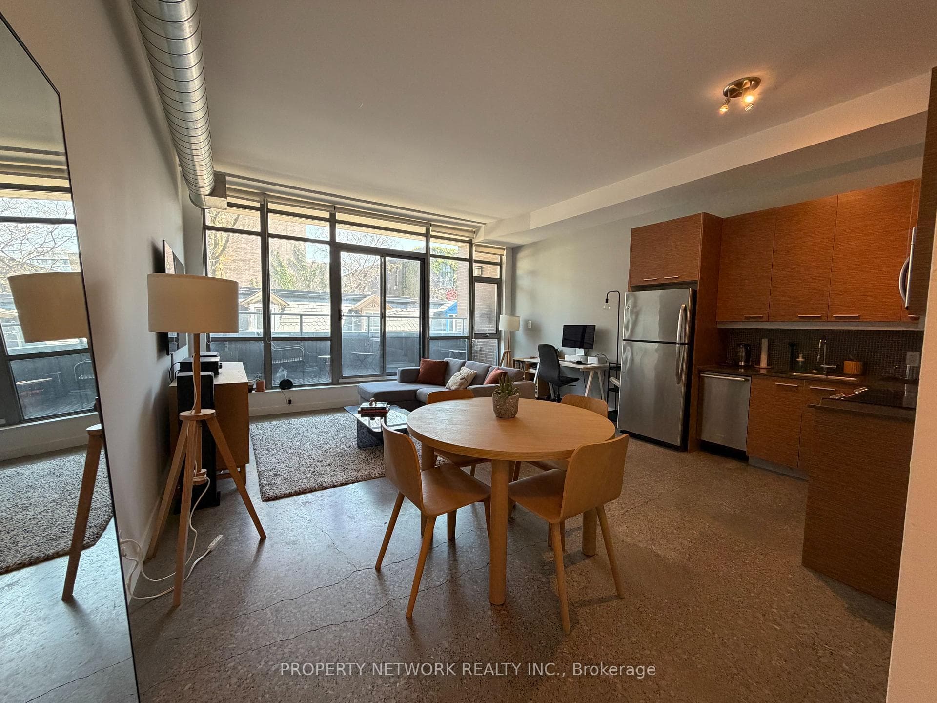 549 King Street Unit 201 photo 17