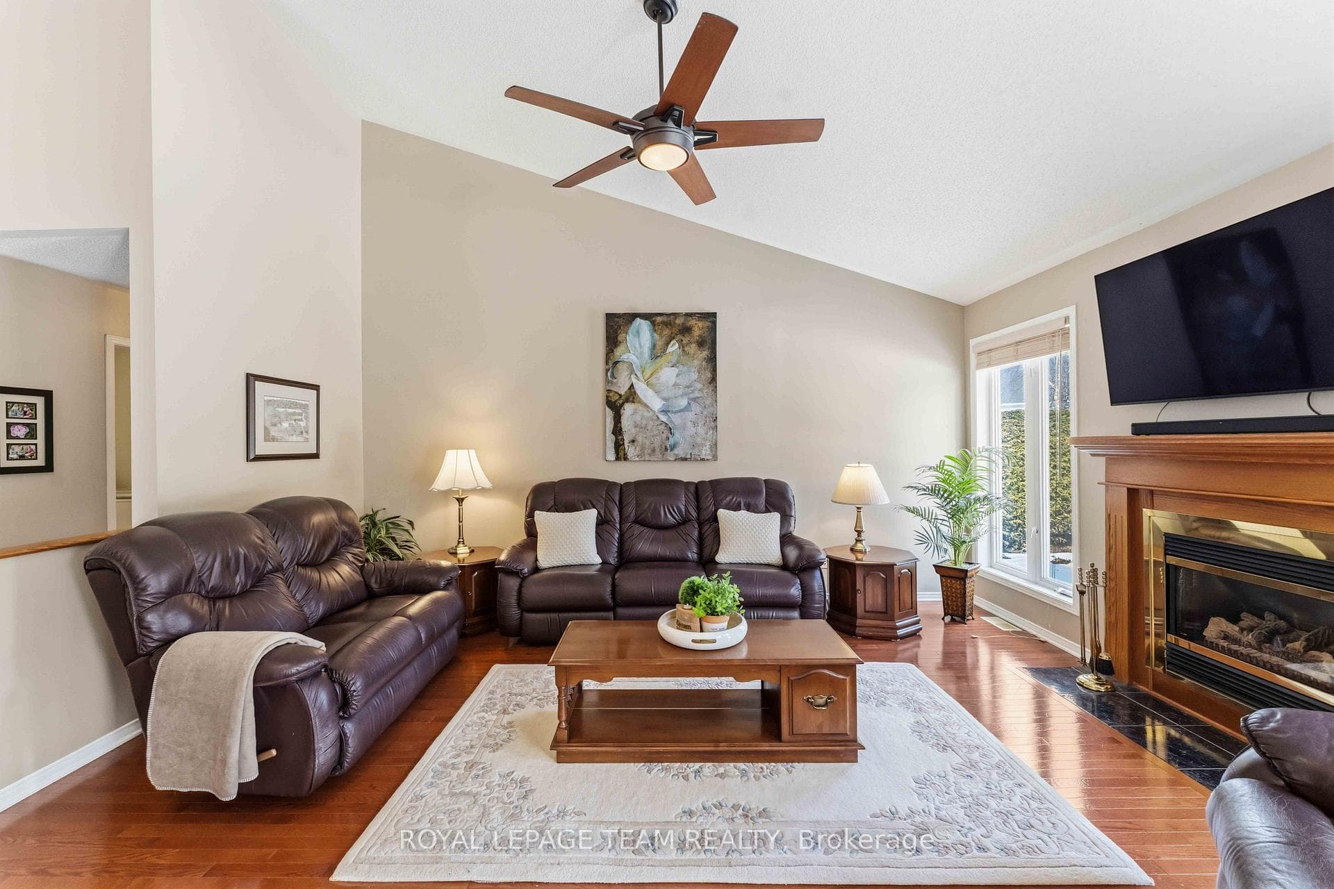 45 Burnstead Crescent photo 18