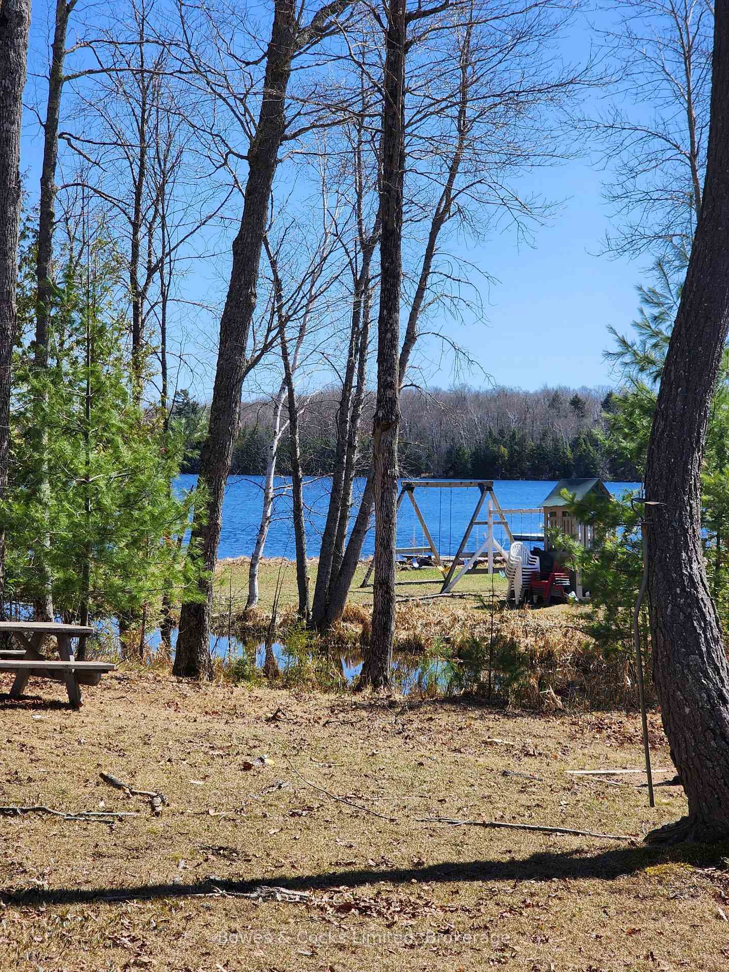 42 Clear Lake Court photo 2