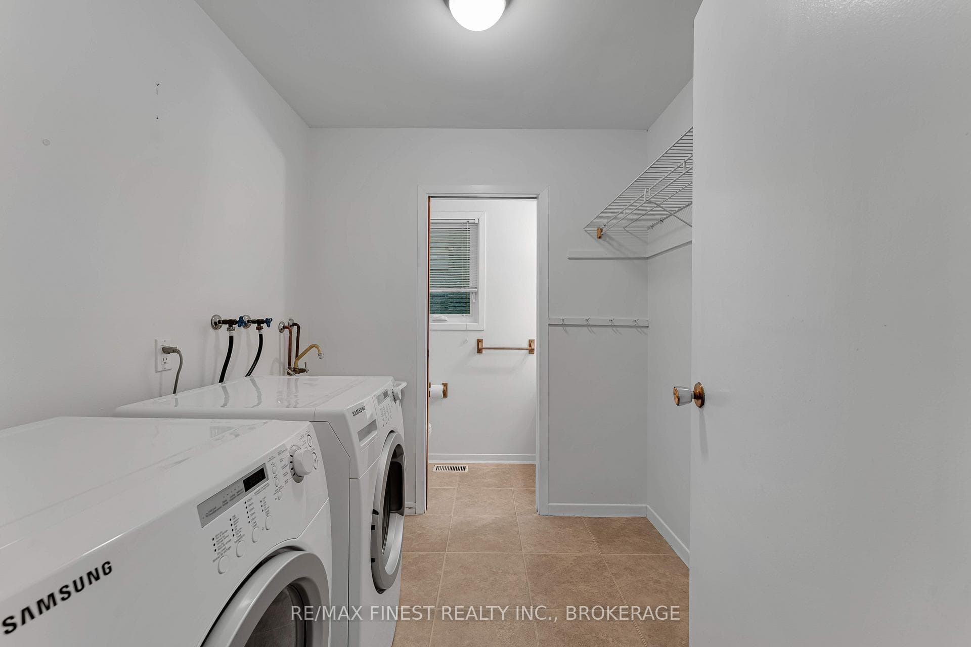 871 Safari Drive photo 16