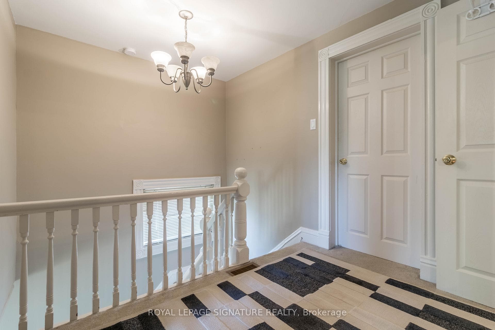 23 Sullivan Avenue photo 37