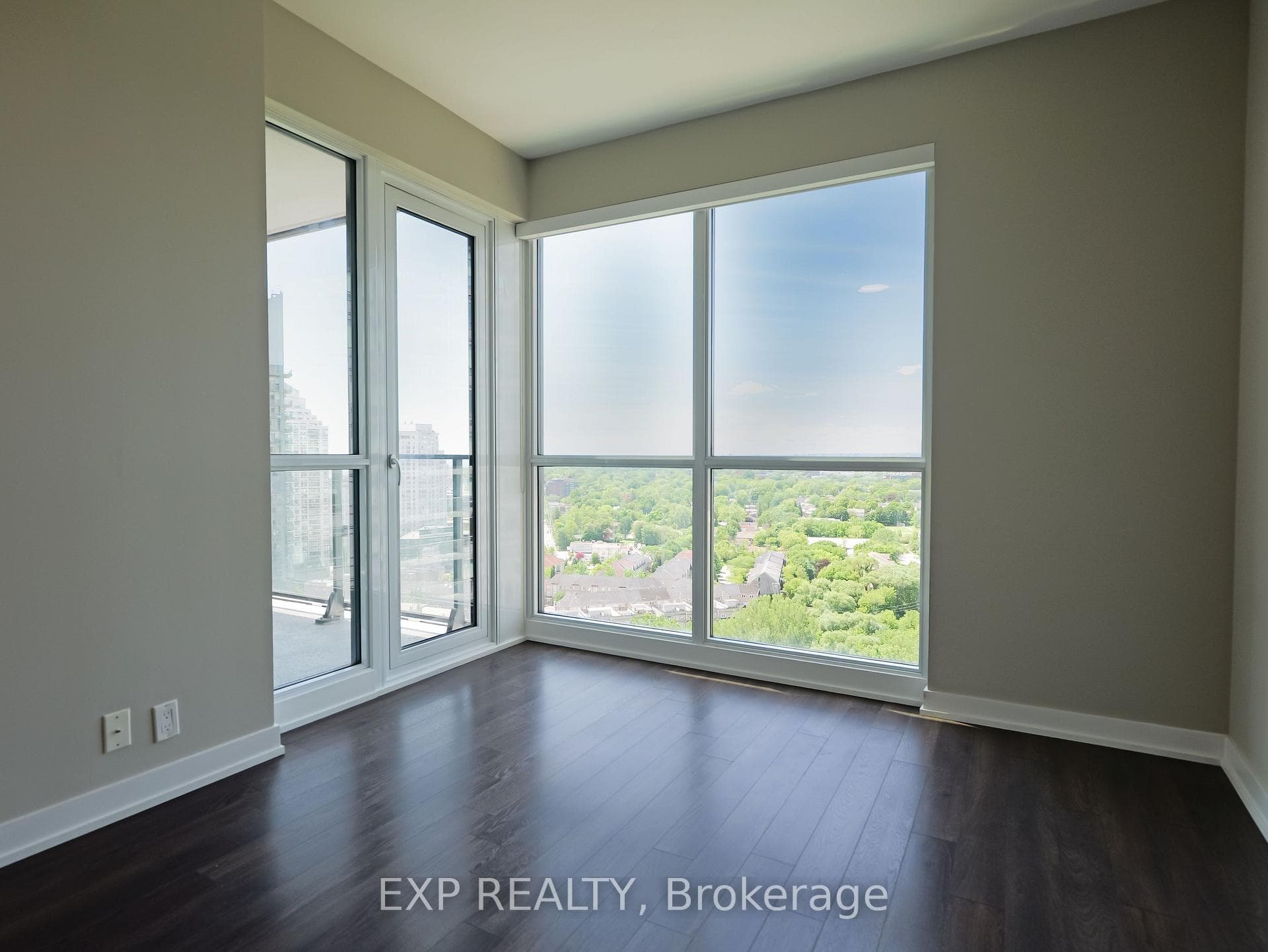 10 Park Lawn Road Unit 2204 photo 13