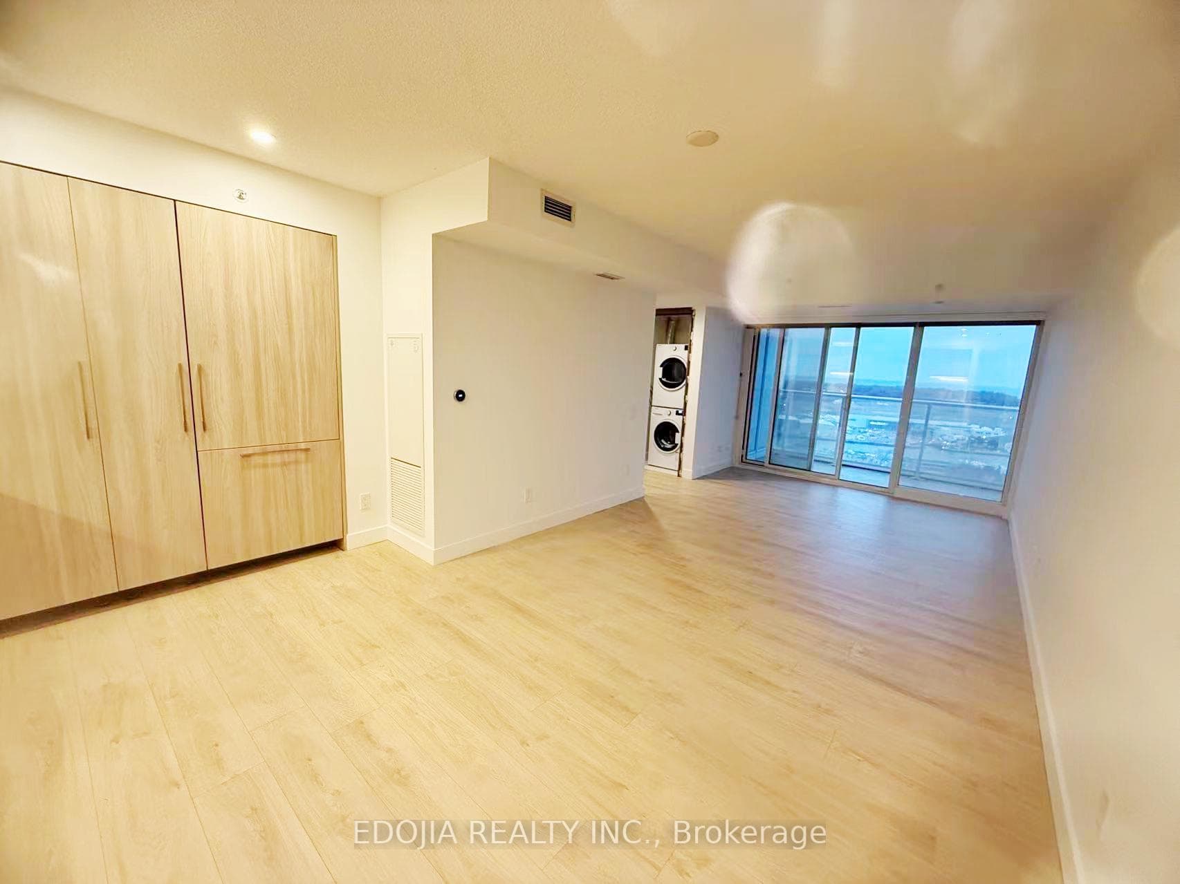 17 Bathurst Street Unit 2615 photo 15
