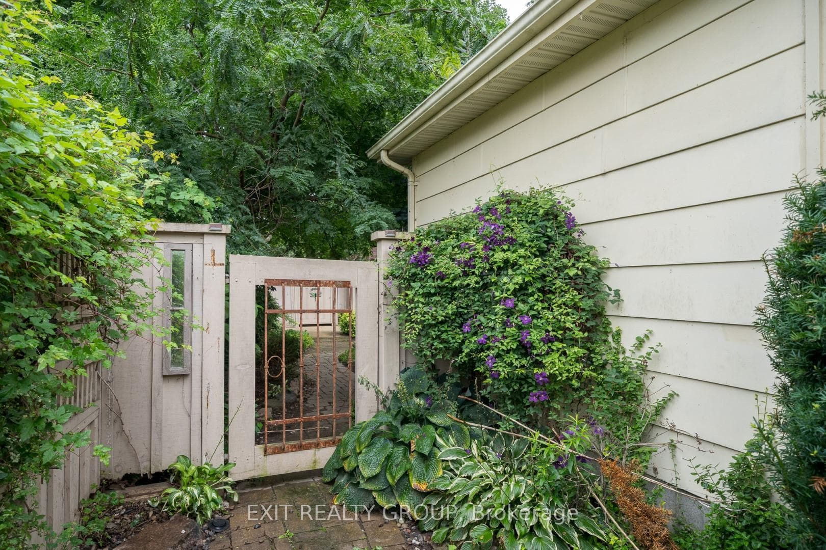 625 Brooklyn Road photo 31