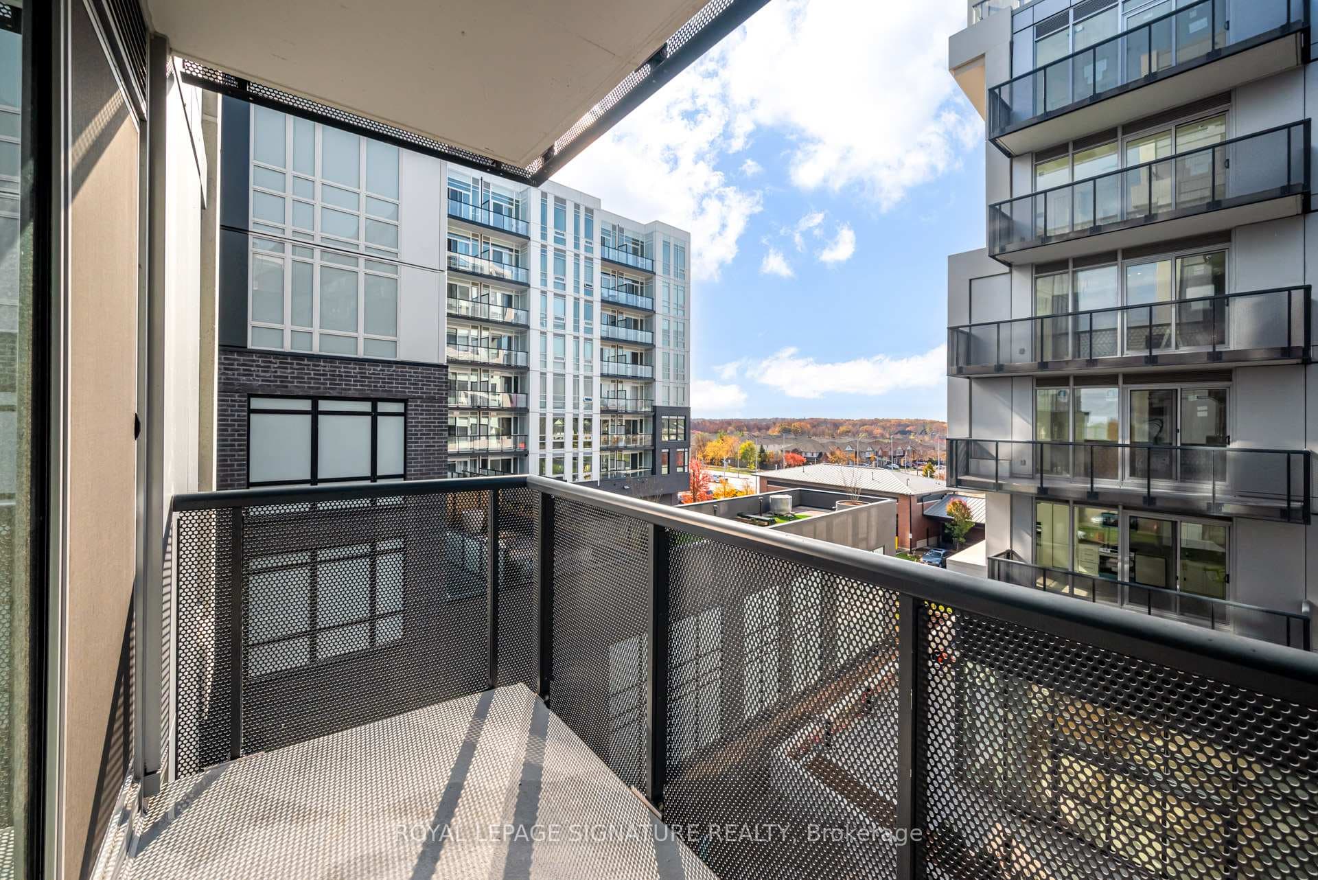 2450 Old Bronte Road Unit 318 photo 19