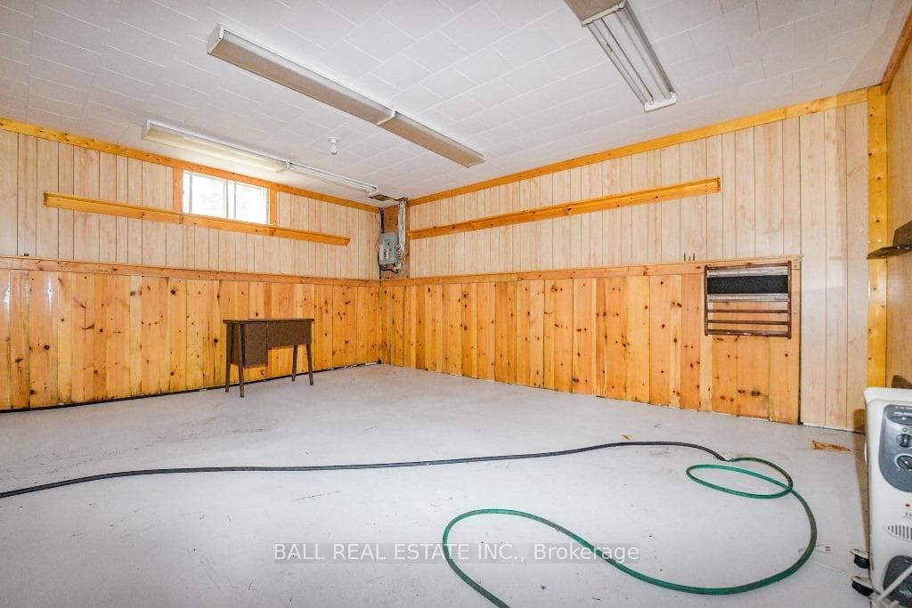 379 Cleland Court photo 20