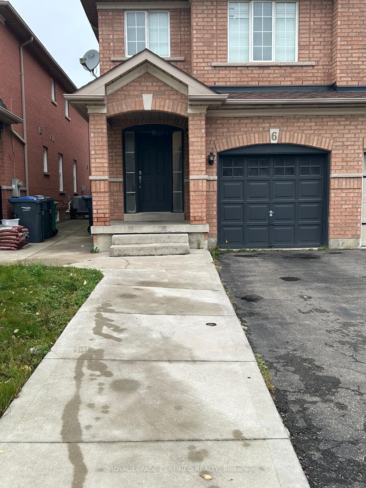 6 Rotunda Street Unit Upper photo 1