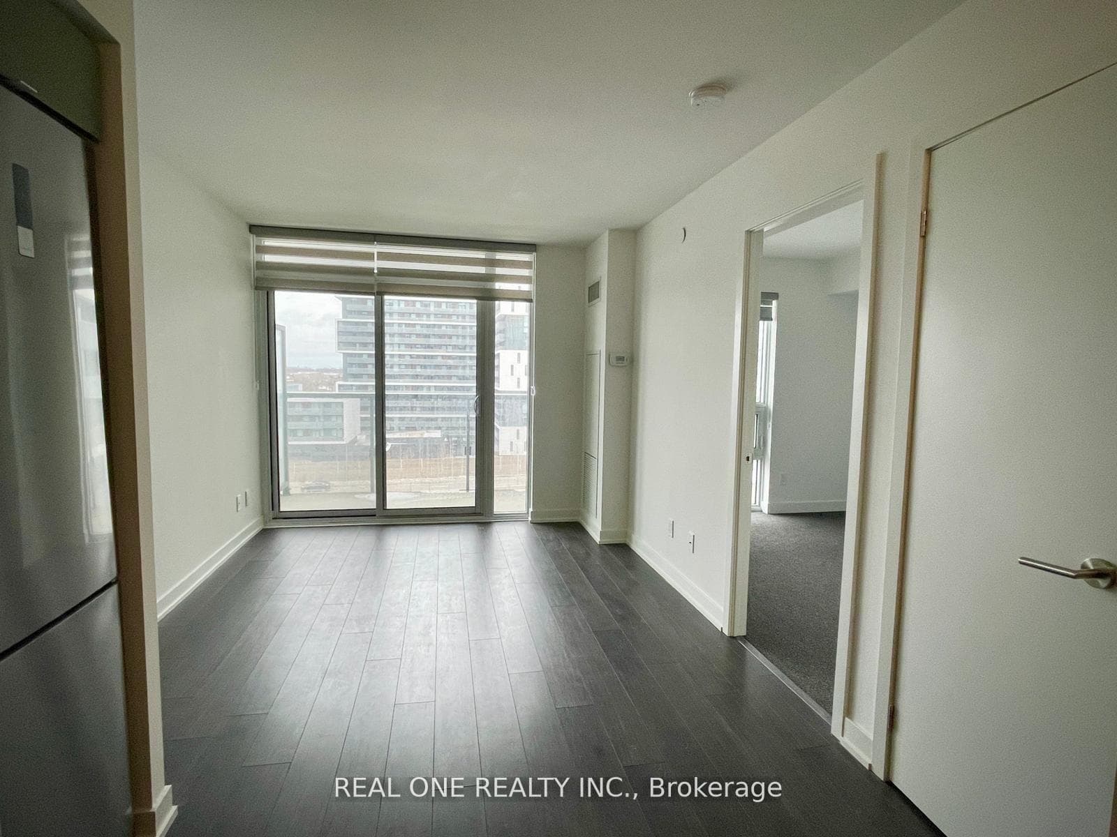 120 Varna Drive Unit 920 photo 7