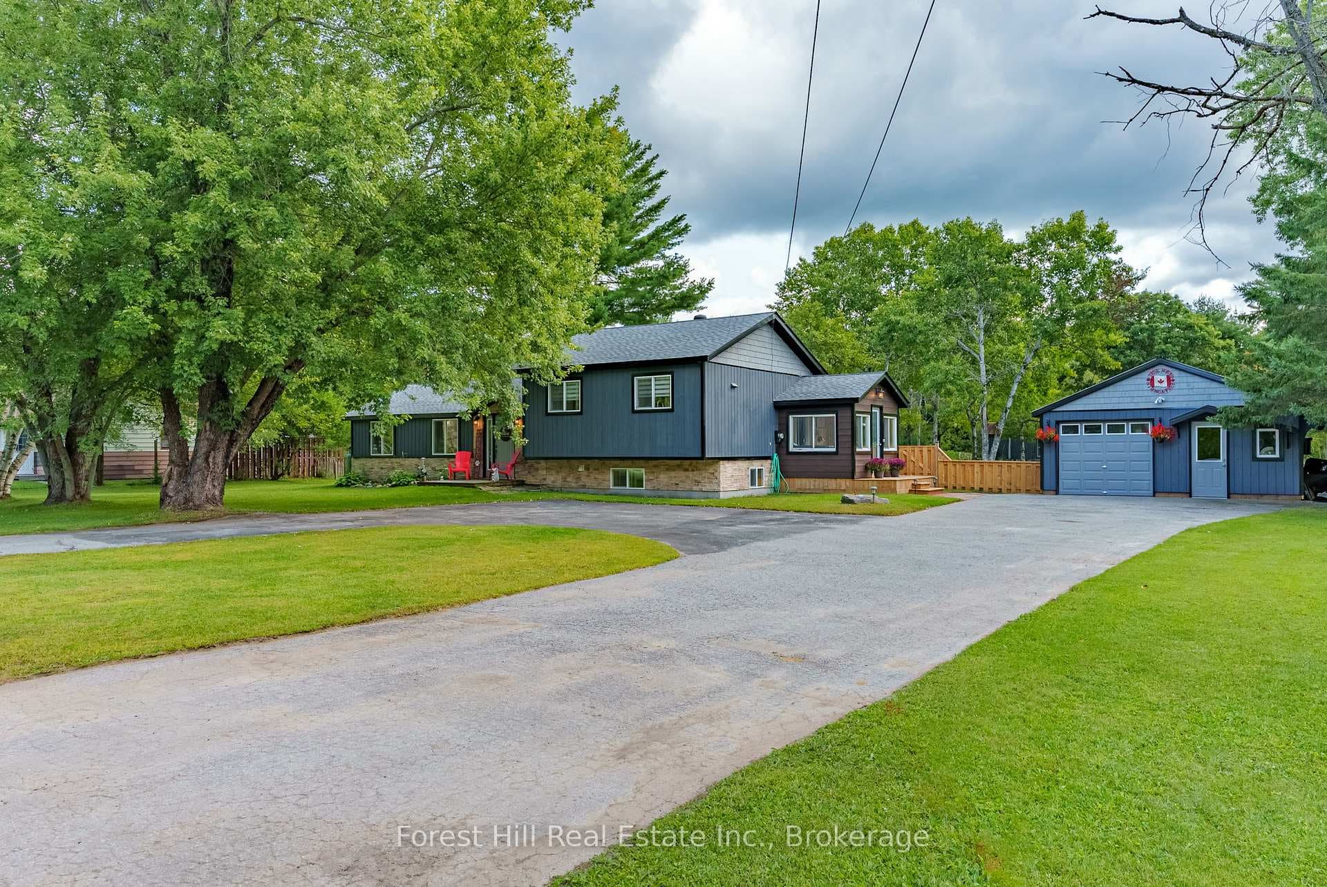 1190 Winhara Road photo 2
