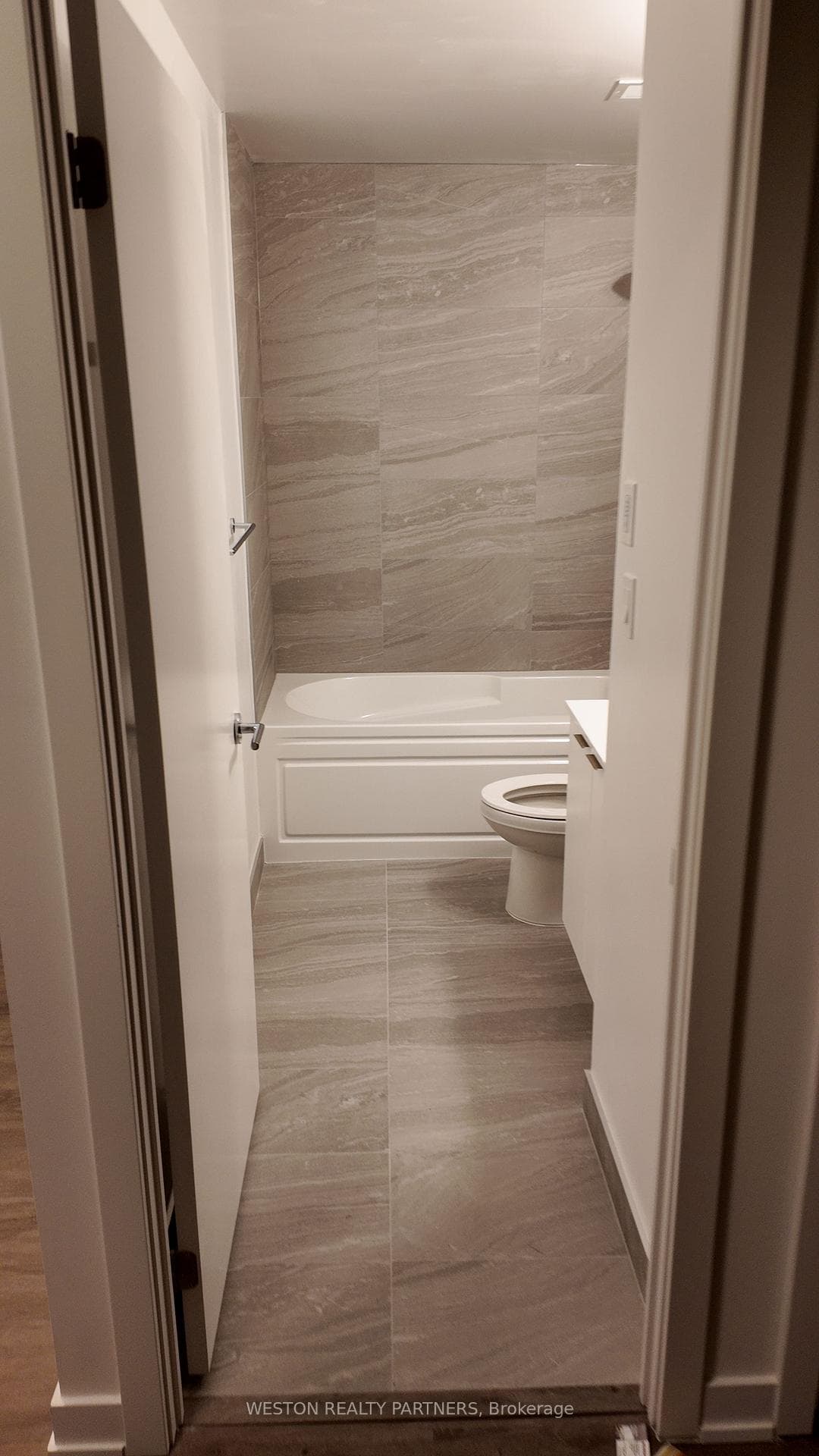 4569 Kingston Road Unit 309 photo 7