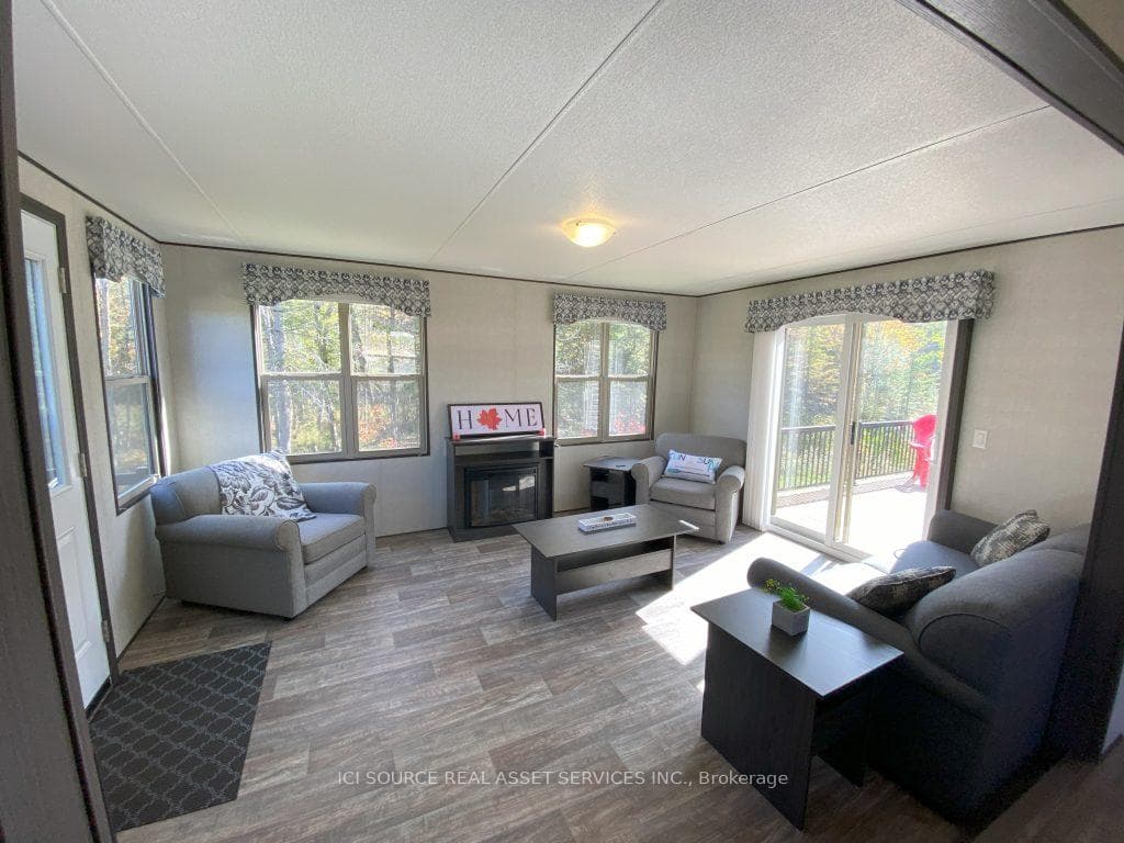 1047 Bonnie Lake Camp Drive Unit WCW19 photo 2