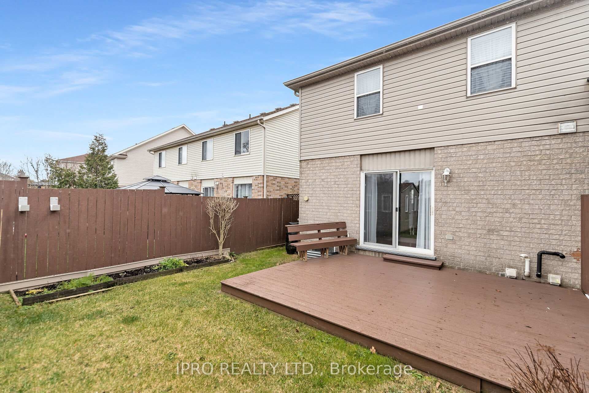 39 Raspberry Lane photo 32