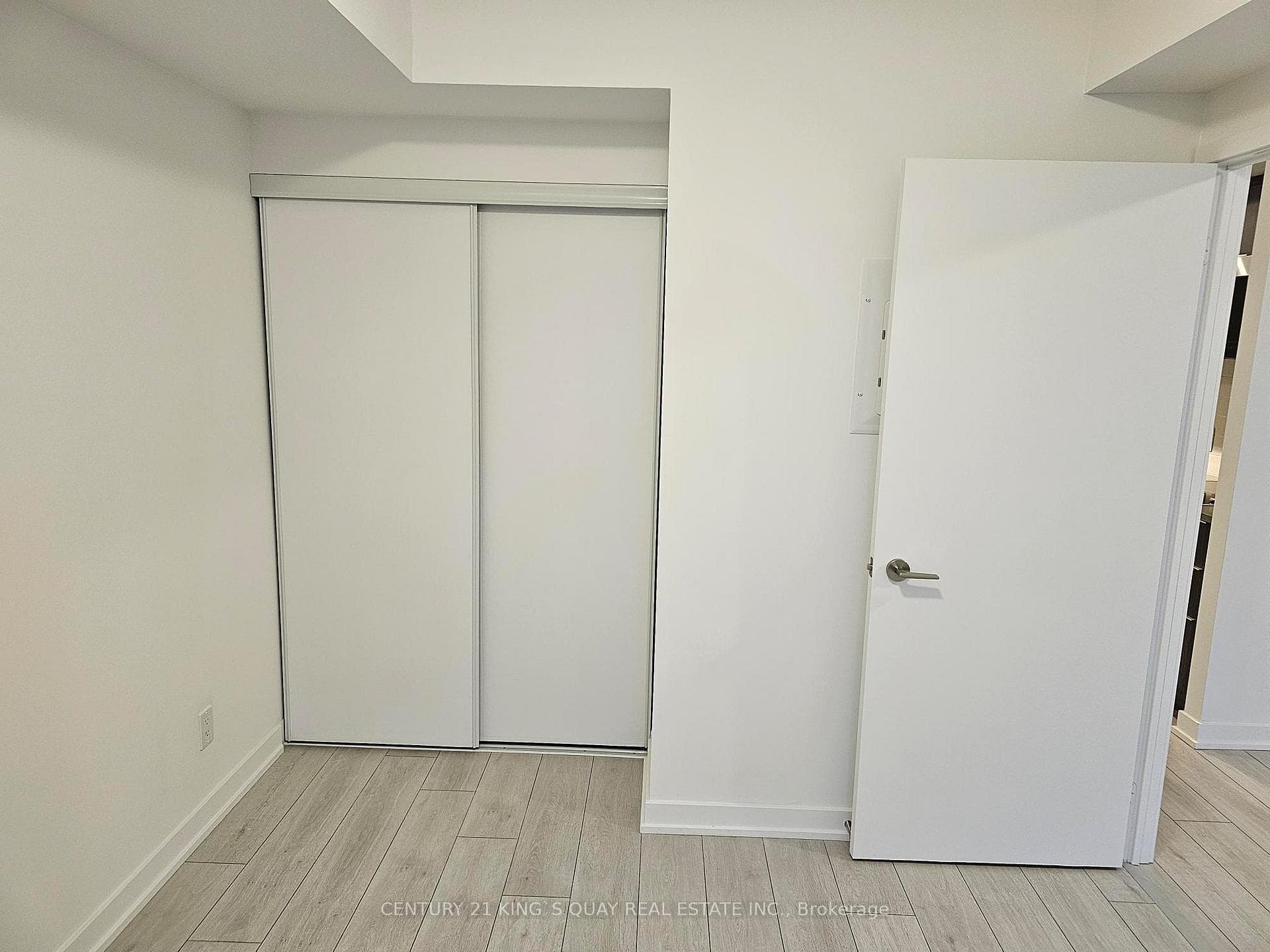 2031 Kennedy Road Unit 1817 photo 10