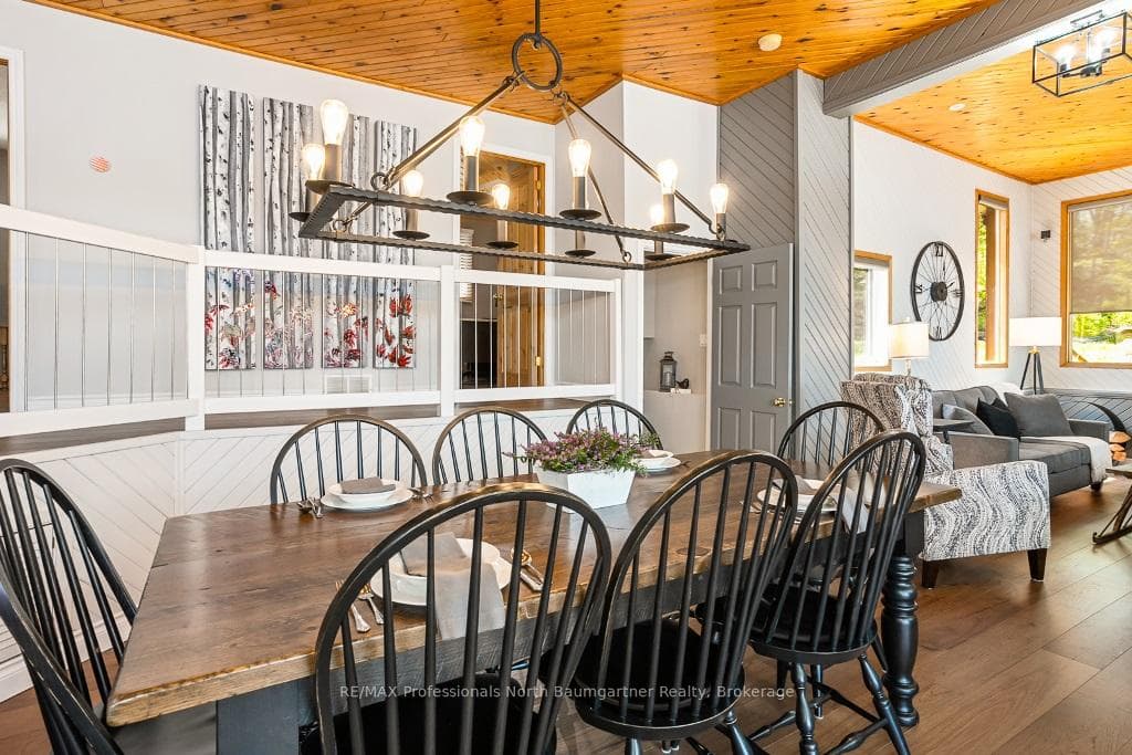 1025 Lotus Lane photo 19