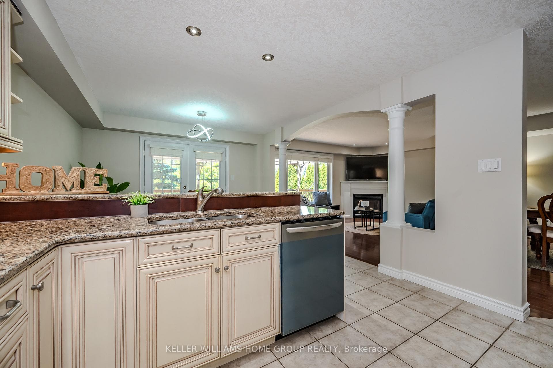 38 Jenson Boulevard photo 17