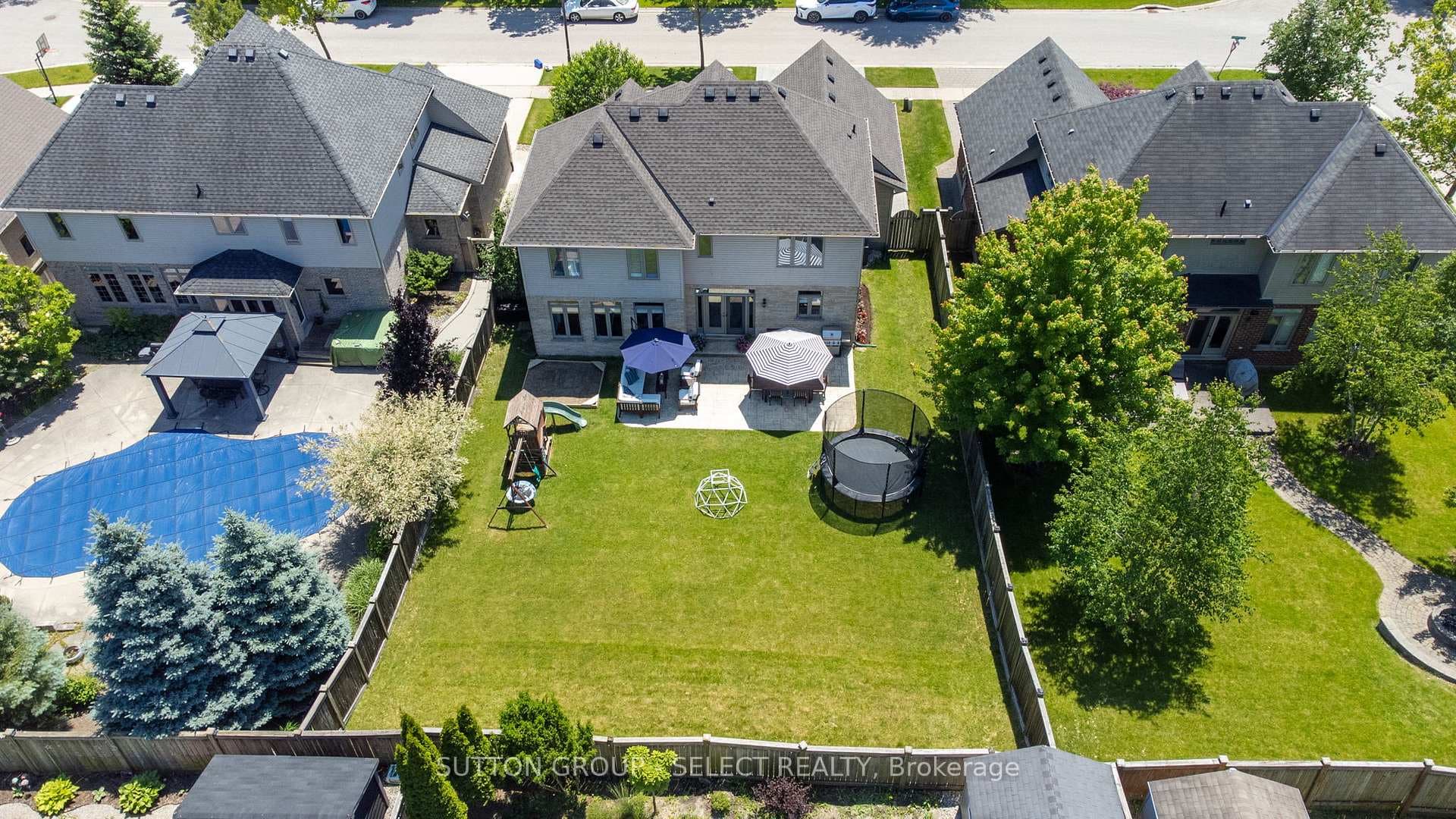 229 Elderberry Avenue photo 35