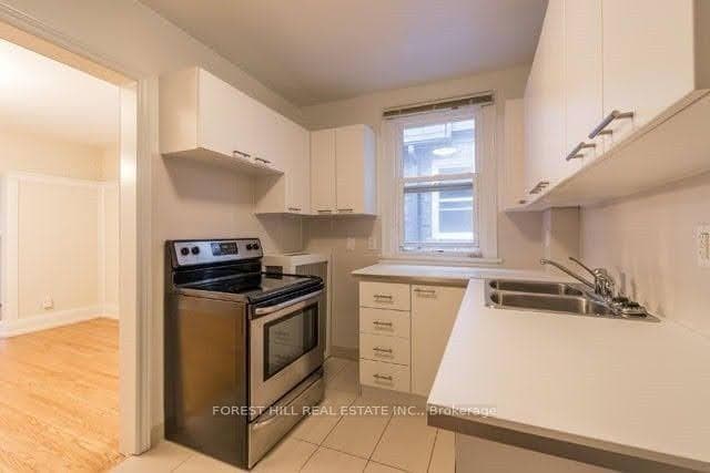 163 Highbourne Avenue Unit 2nd Floor North photo 10