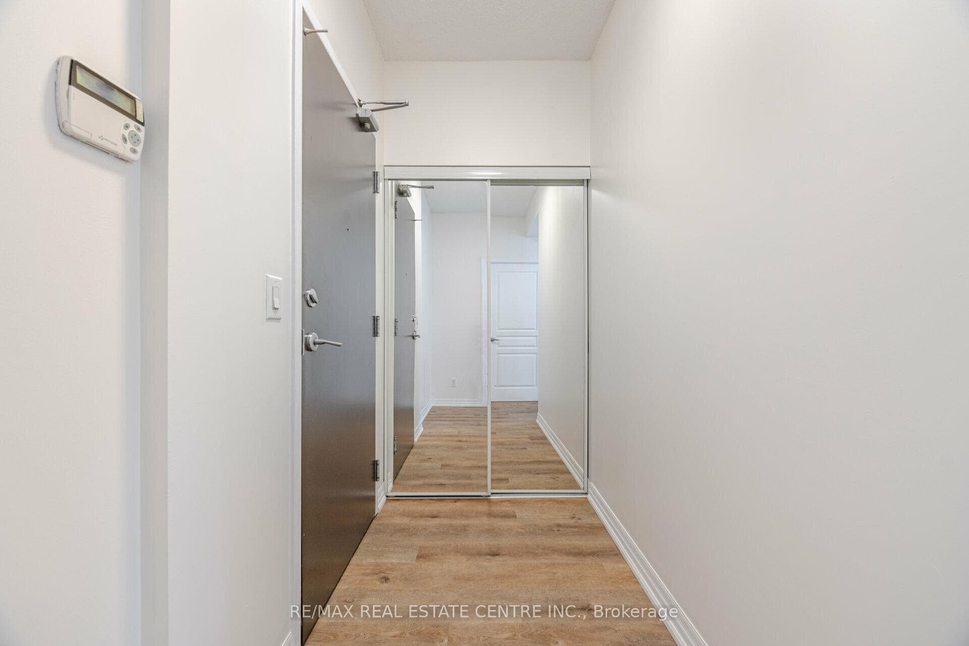 225 Webb Drive Unit 2910 photo 7