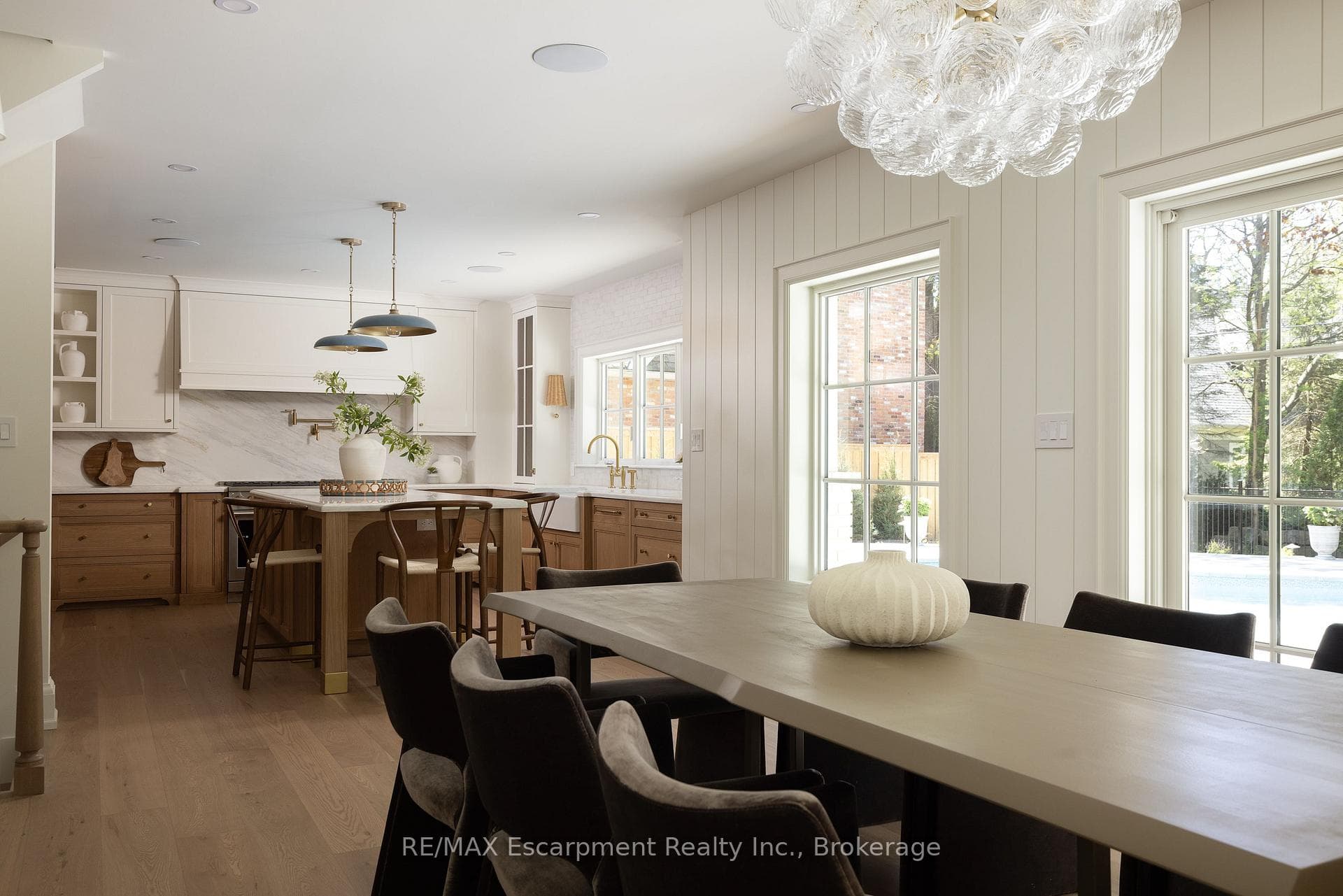 130 Edgecliffe Place photo 6