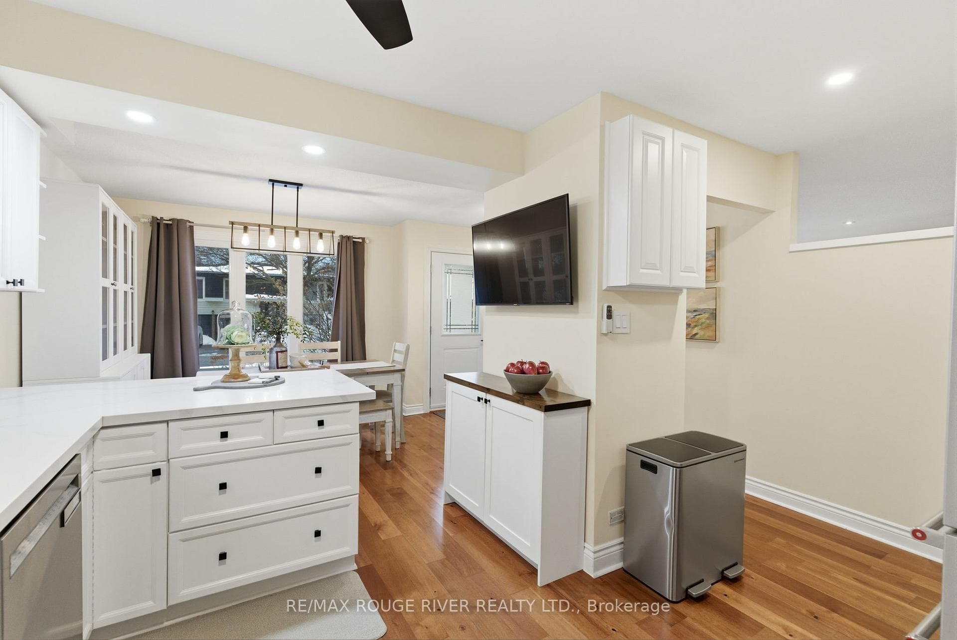5 Glenmount Court photo 14