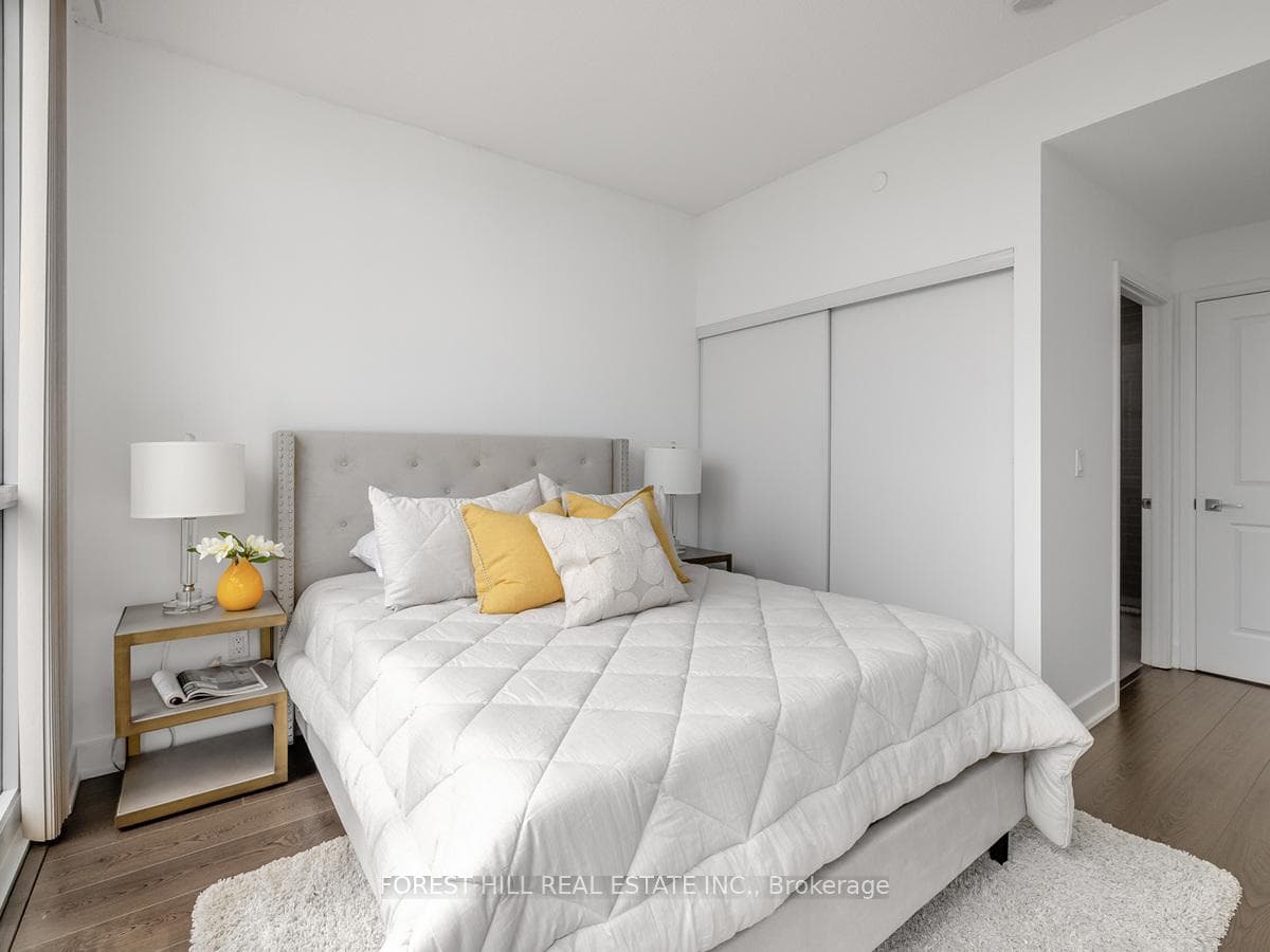 88 Sheppard Avenue Unit 3002 photo 21
