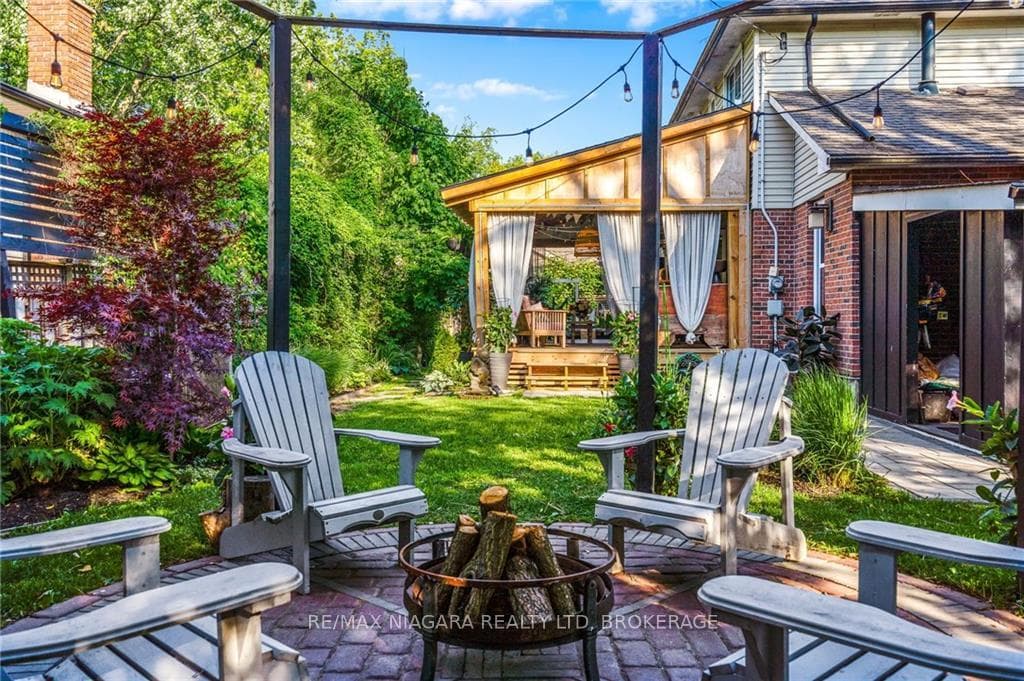 305 John Street photo 37