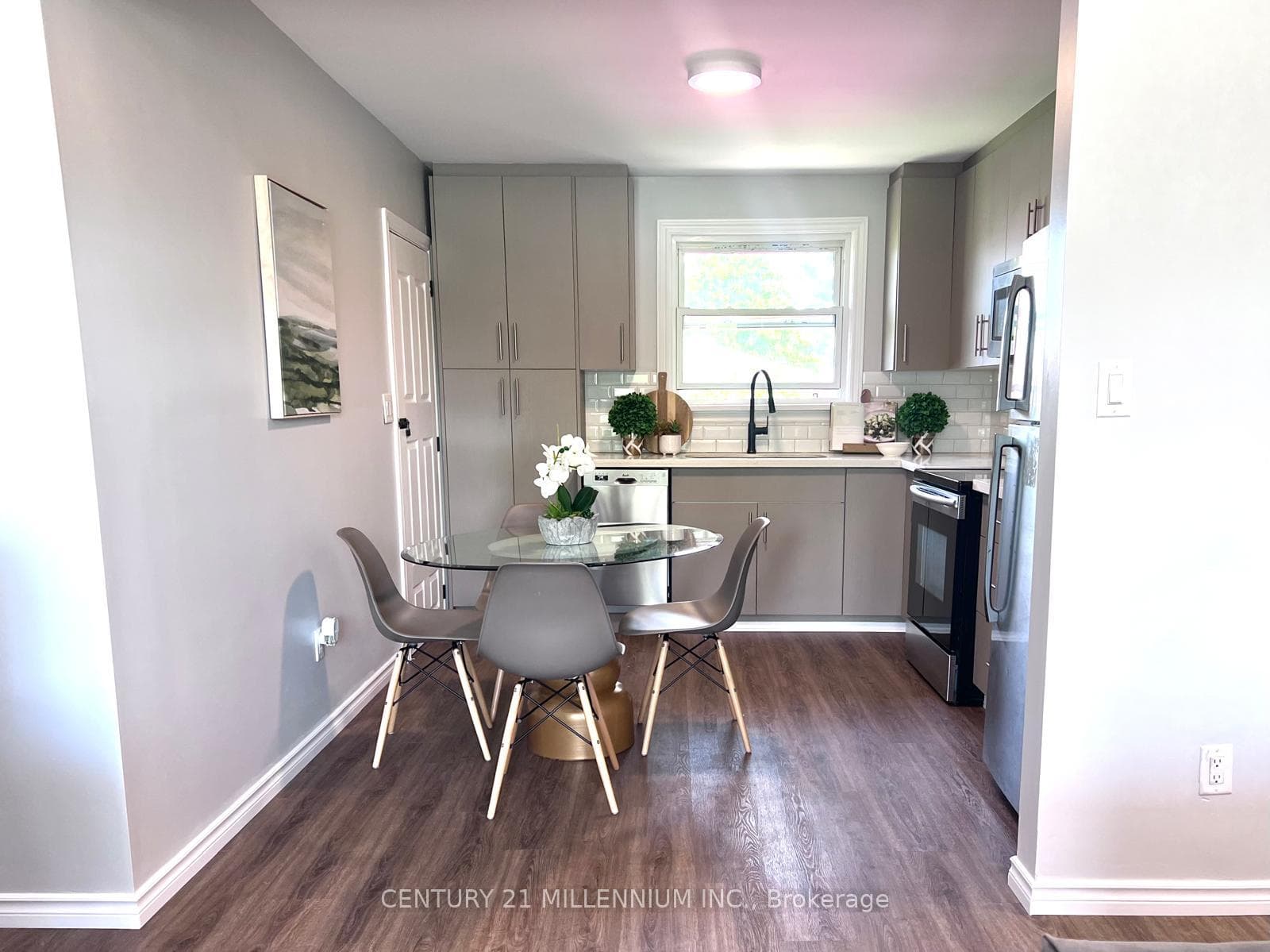 116 Golden Boulevard photo 6