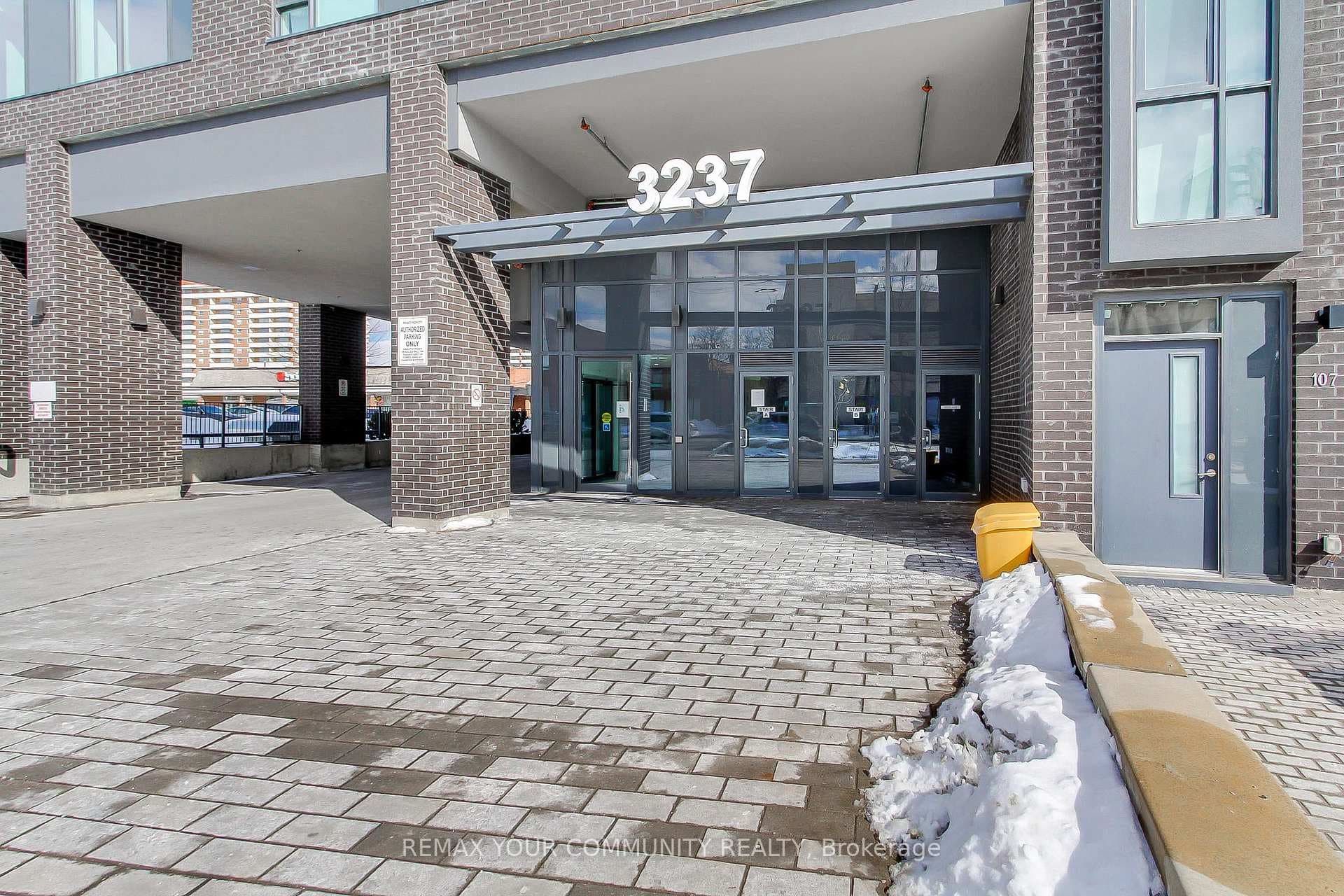 3237 Bayview Avenue Unit 609 photo 3