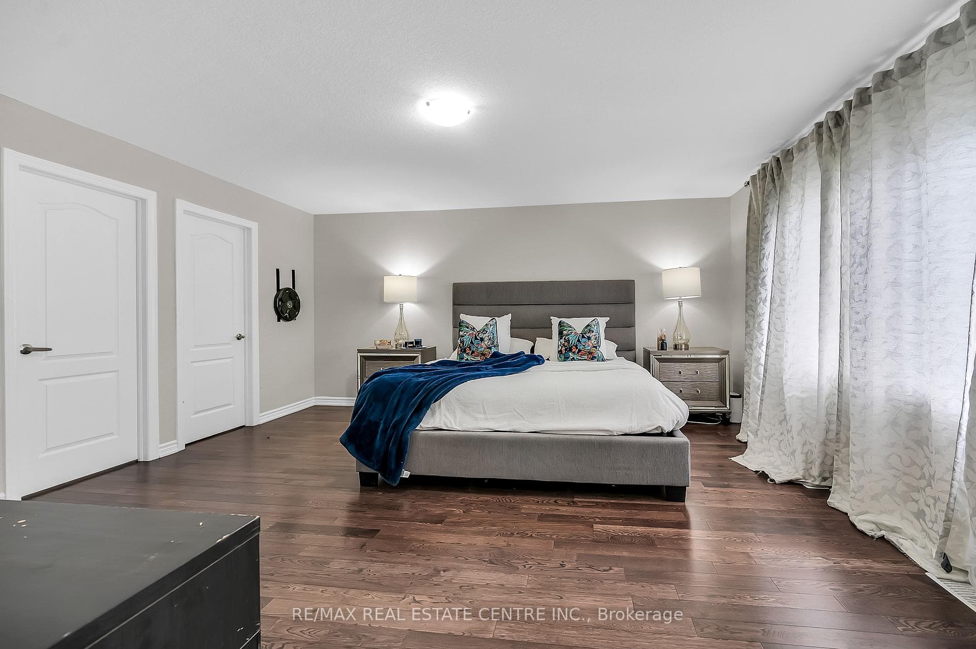 198 Whithorn Crescent photo 29