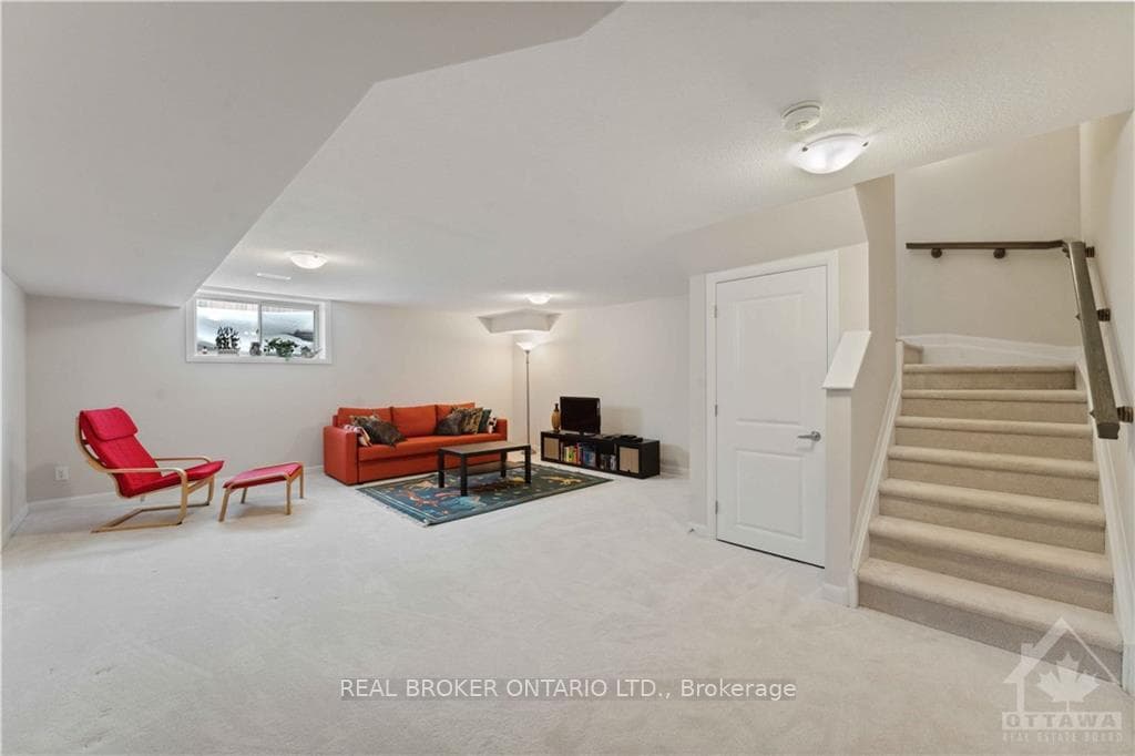 510 PROMINENCE Way photo 23