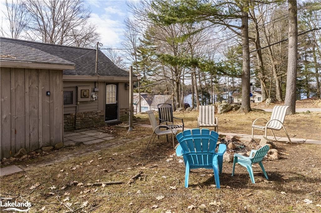 1032 BOWYERS BEACH Road photo 17