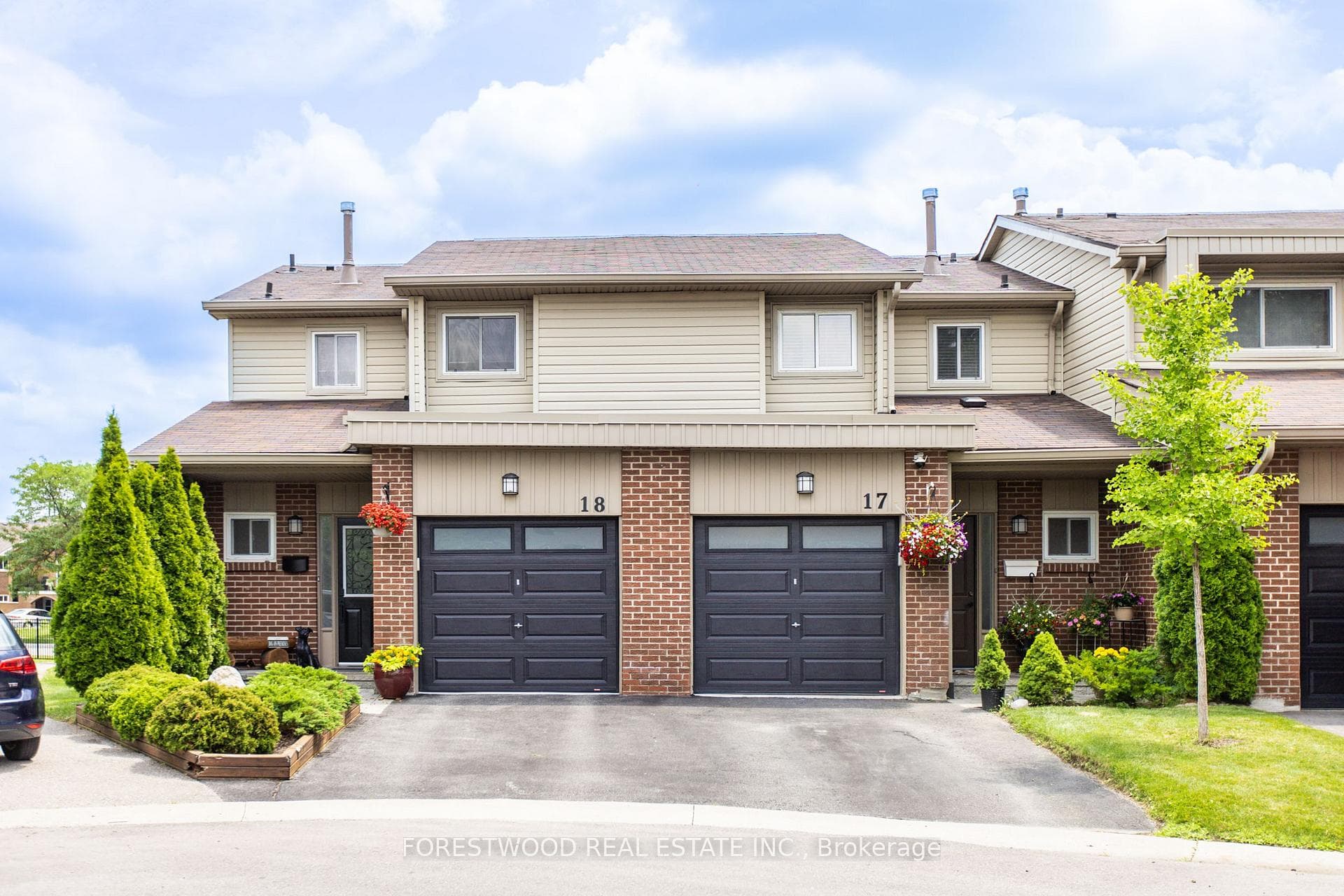 485 Meadows Boulevard Unit 17 photo 1